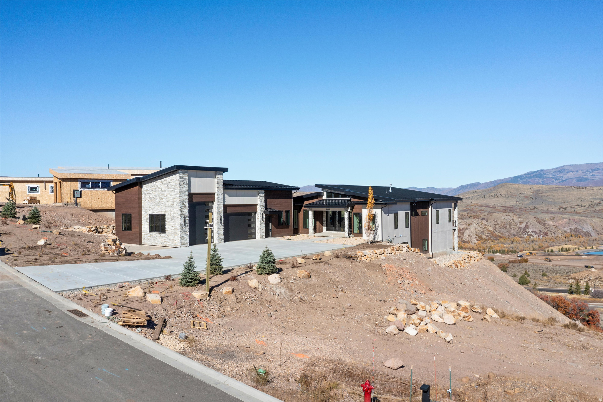 main property photo 82