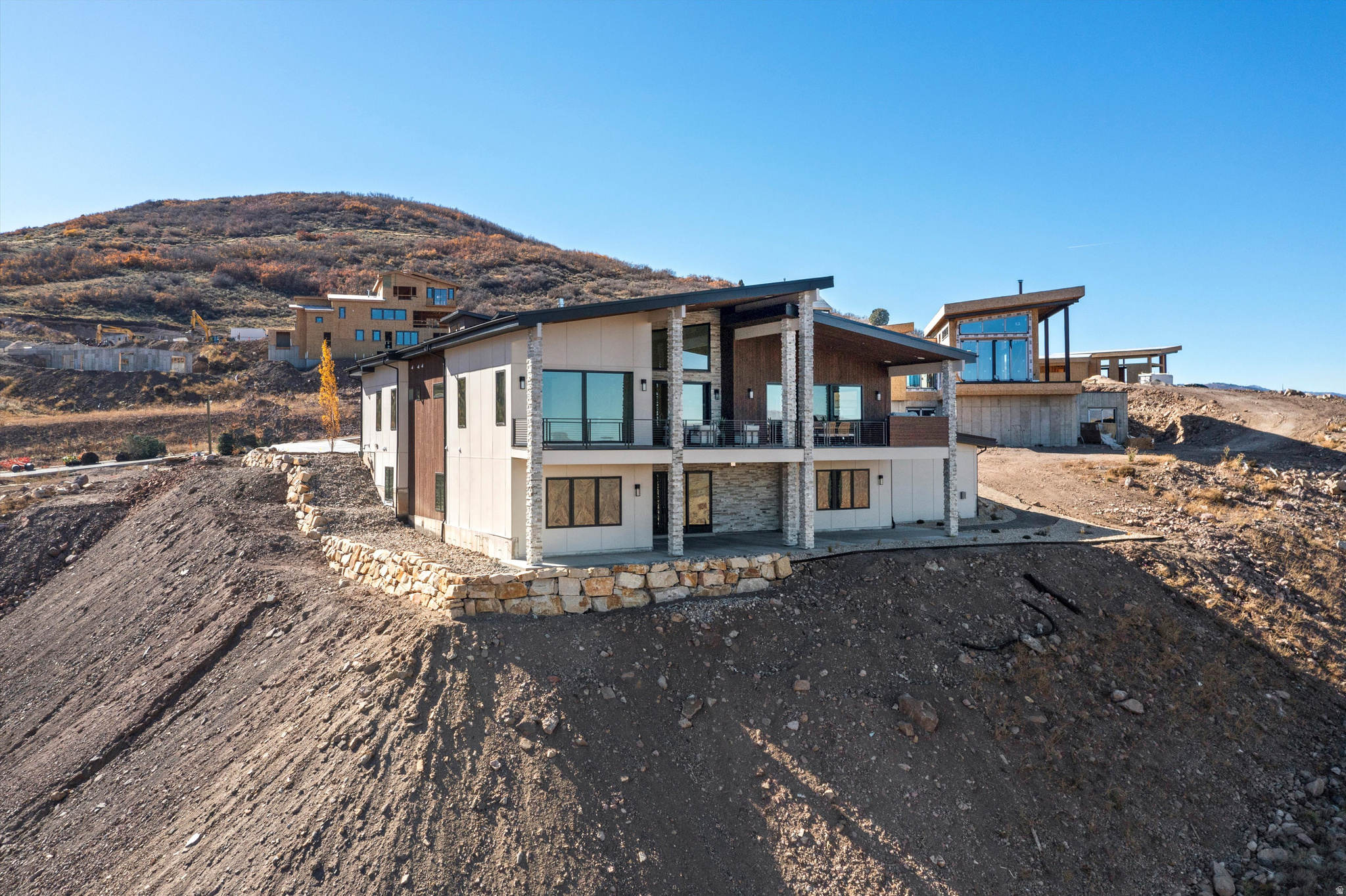 main property photo 85