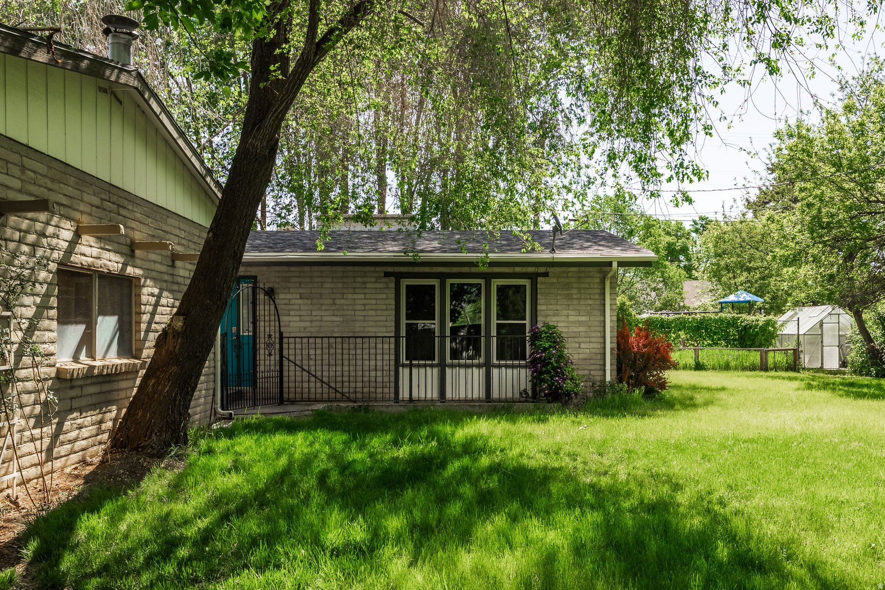 main property photo 45