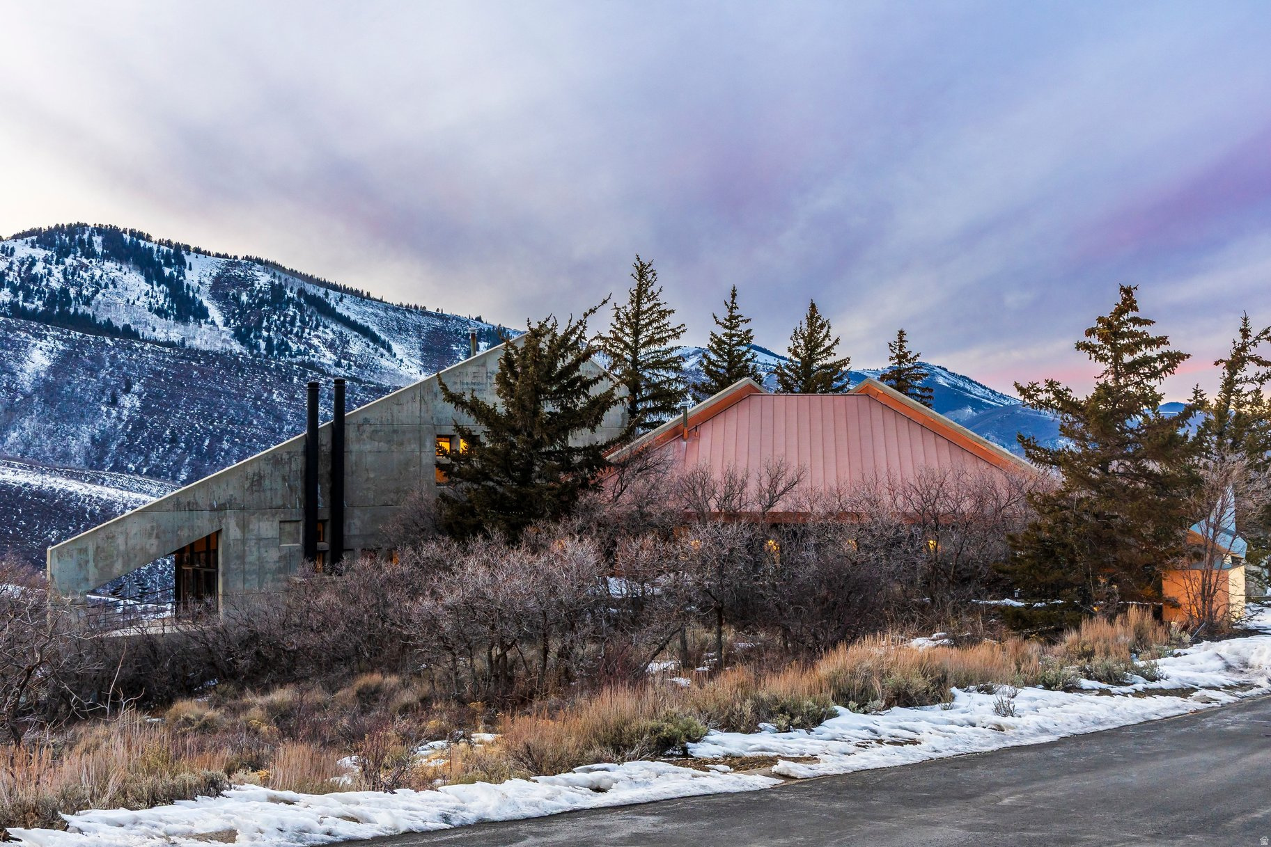 main property photo 75