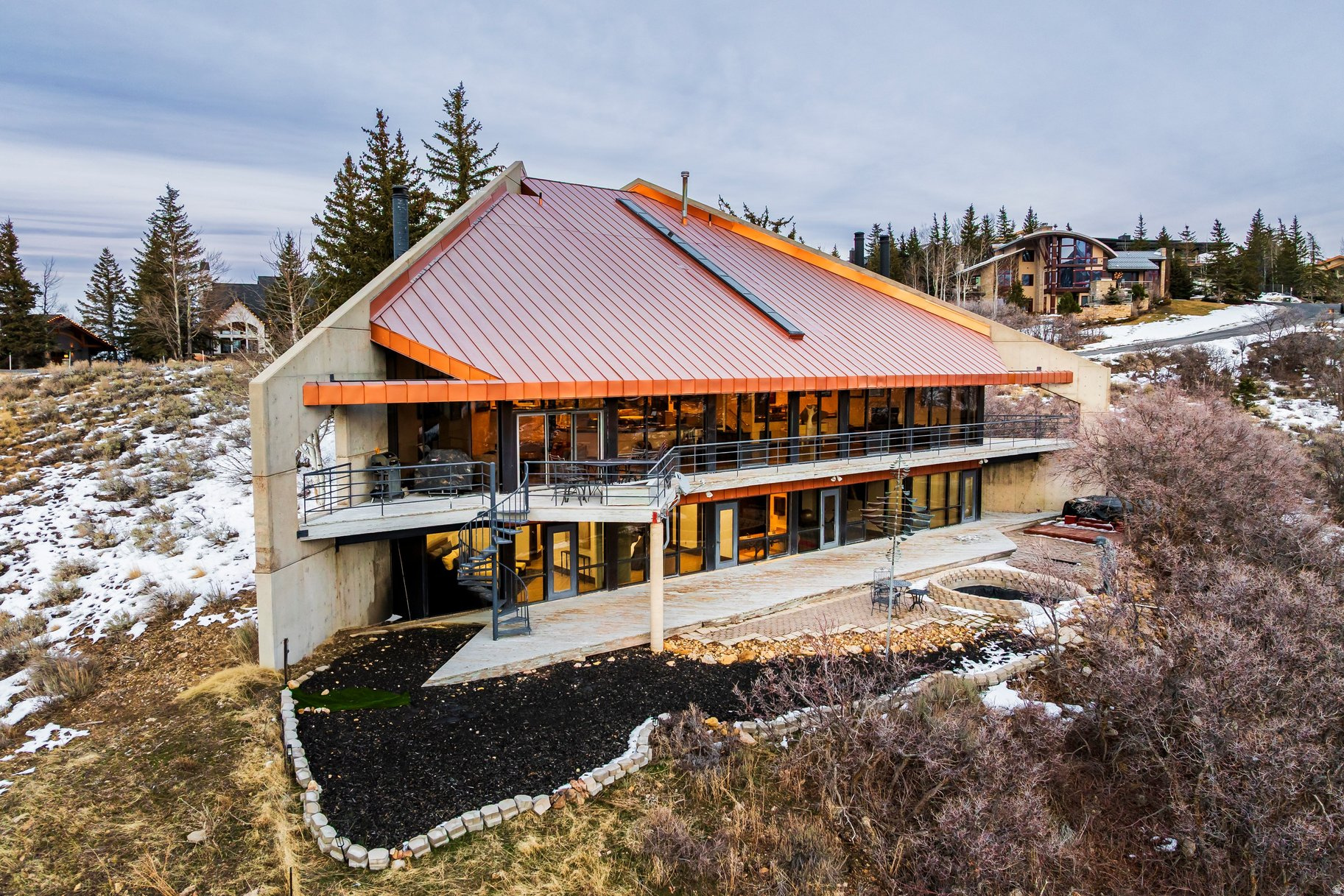 main property photo 81