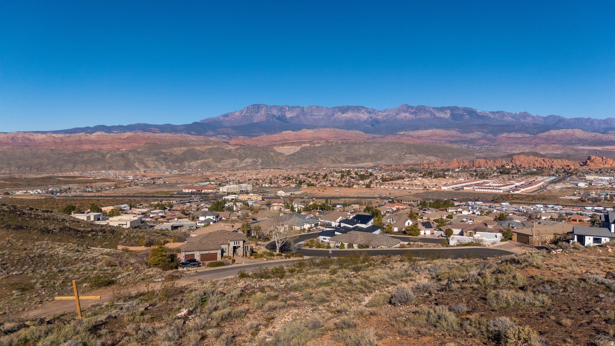 main property photo 10
