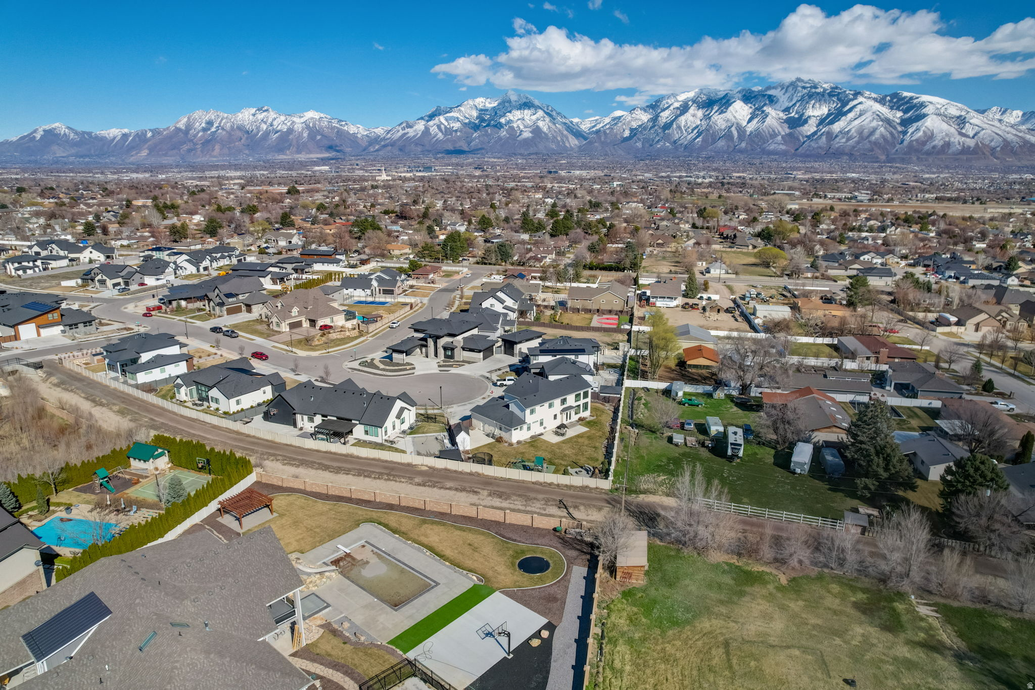 main property photo 66