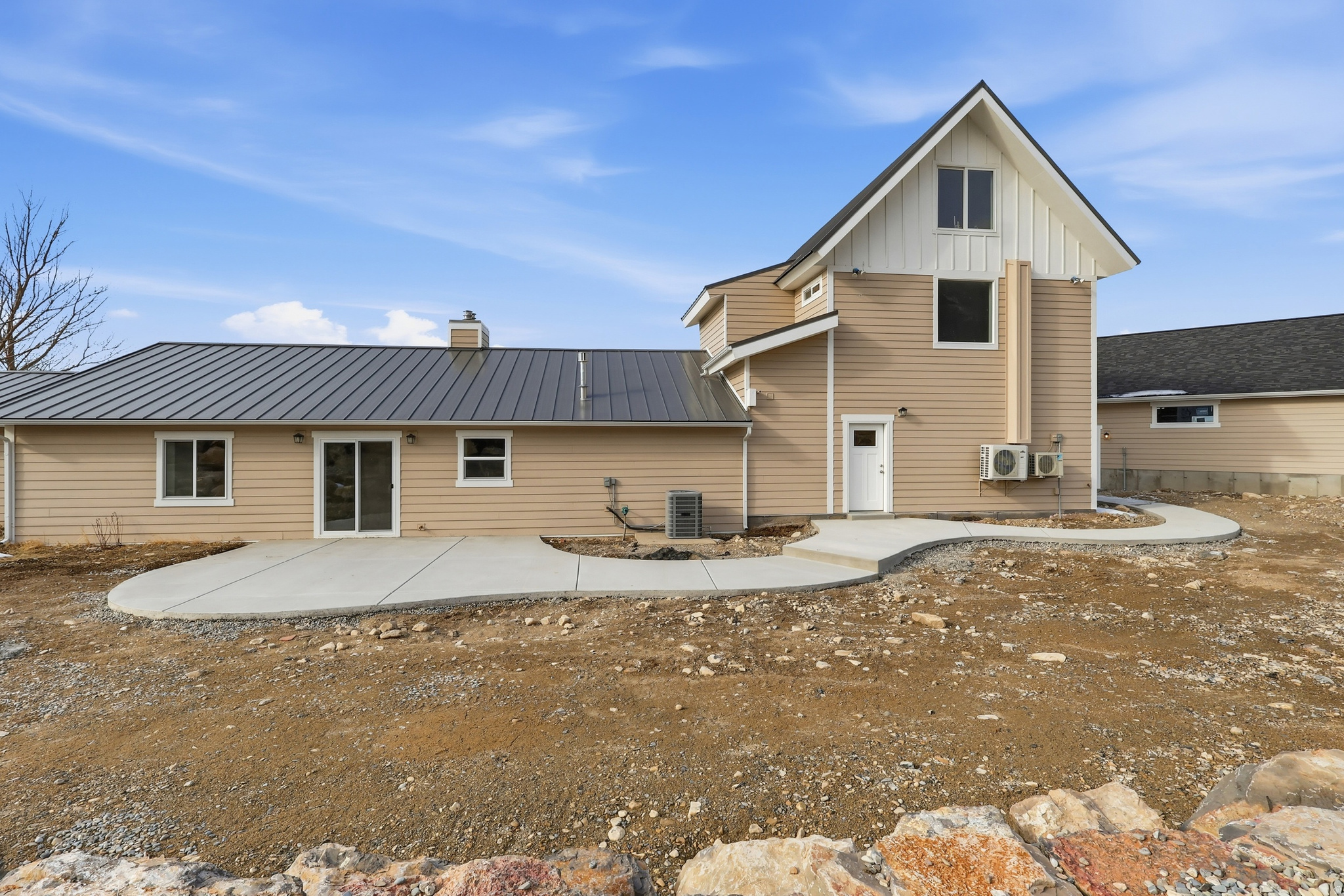 main property photo 44