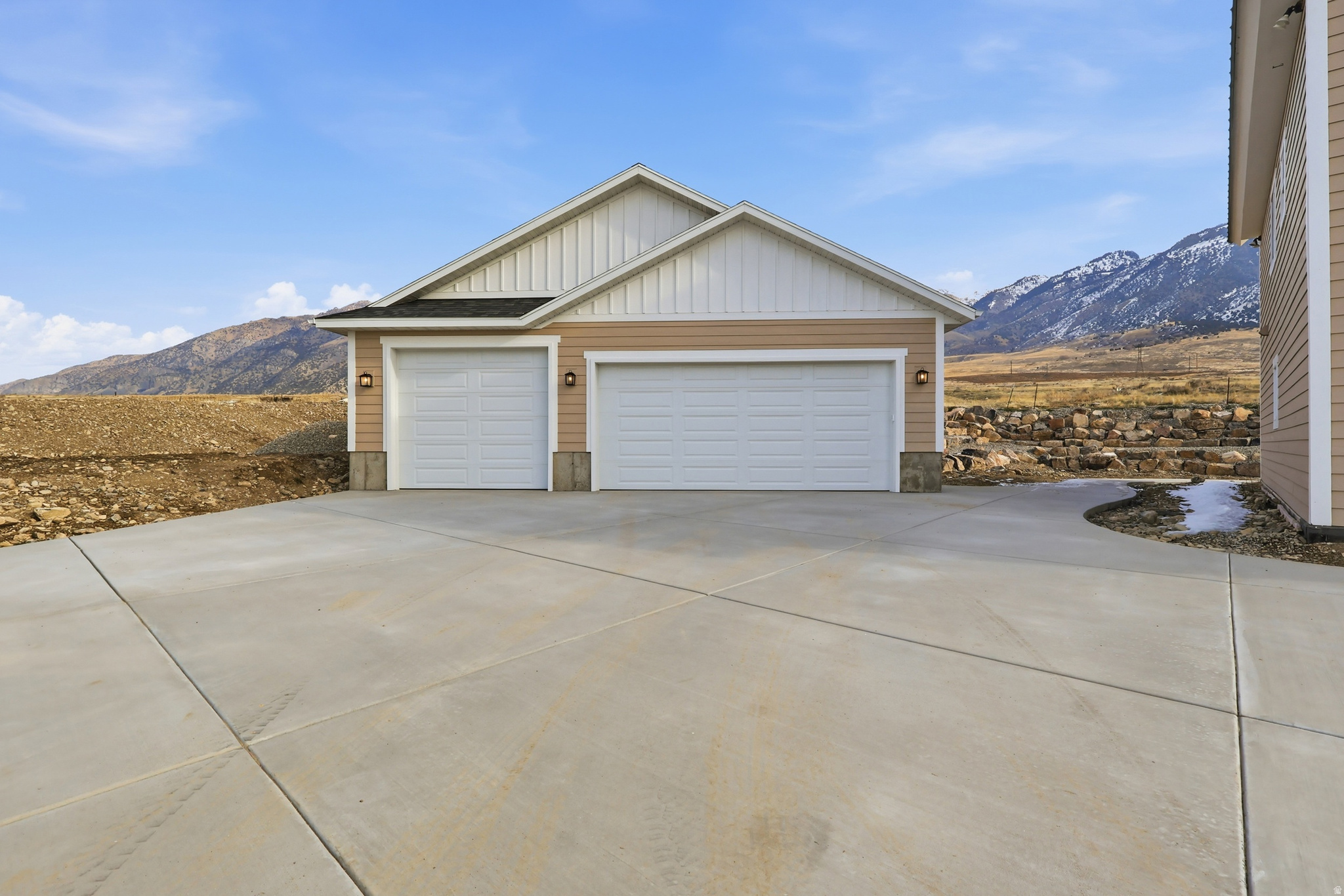 main property photo 49