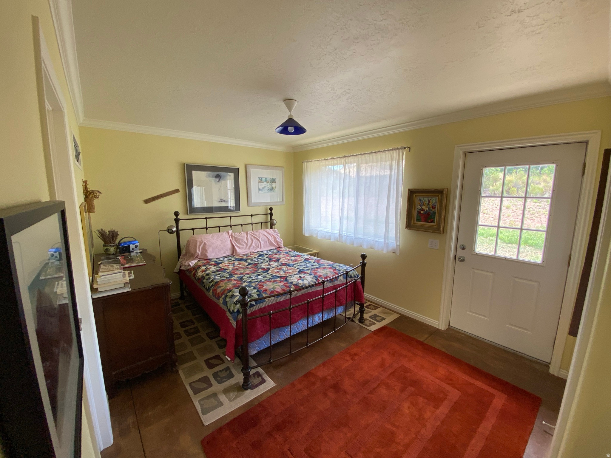main property photo 10