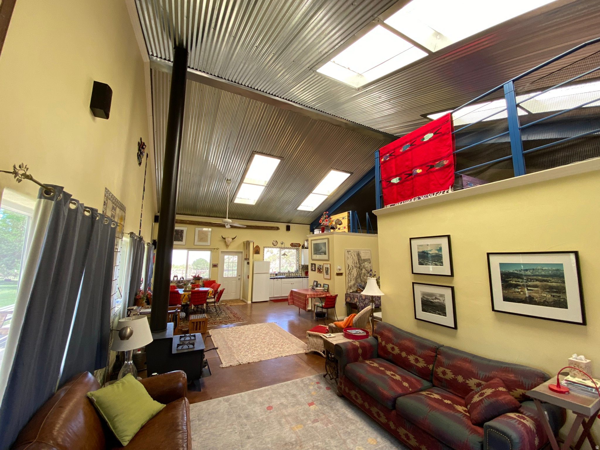 main property photo 8