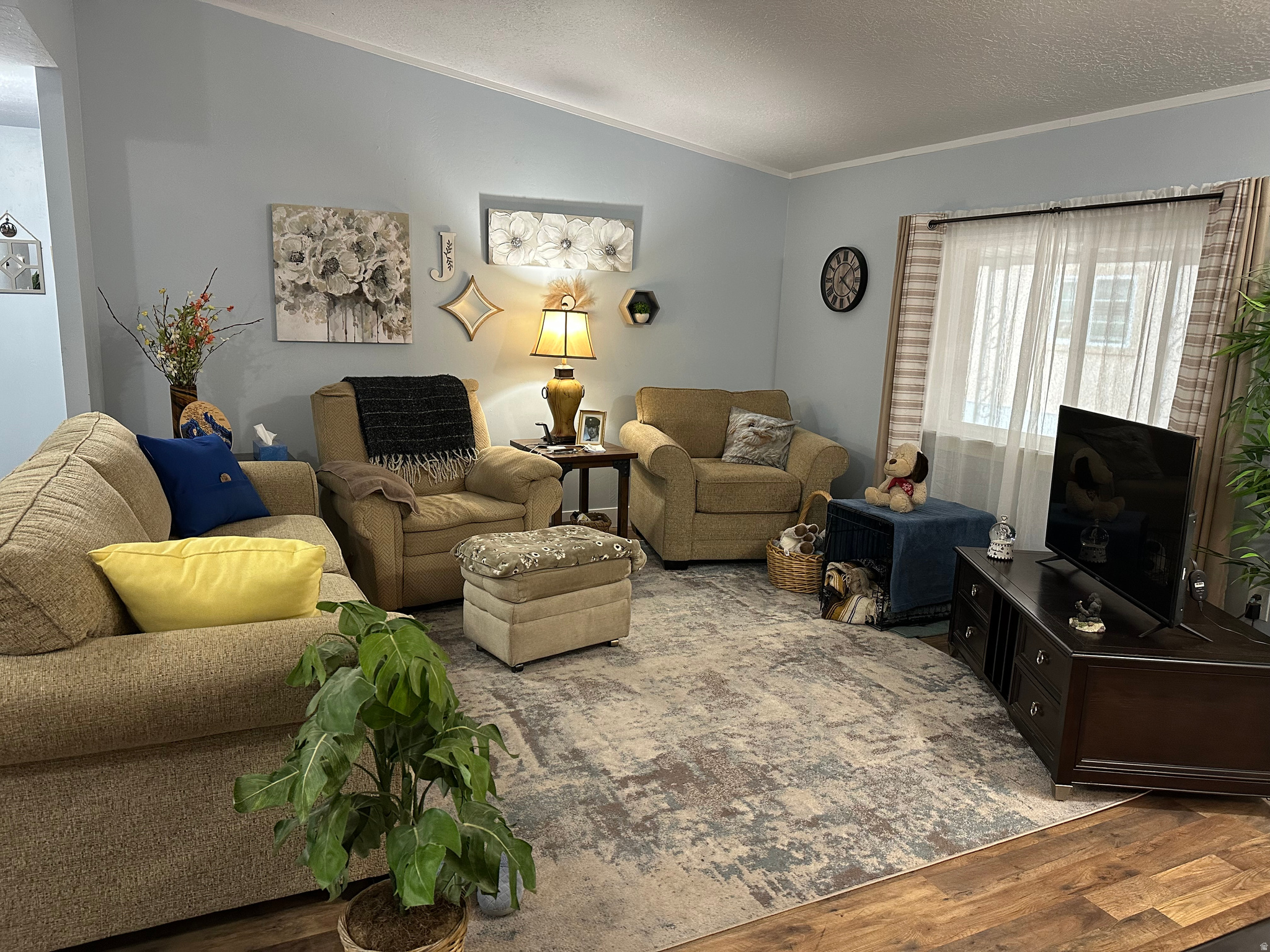 main property photo 10