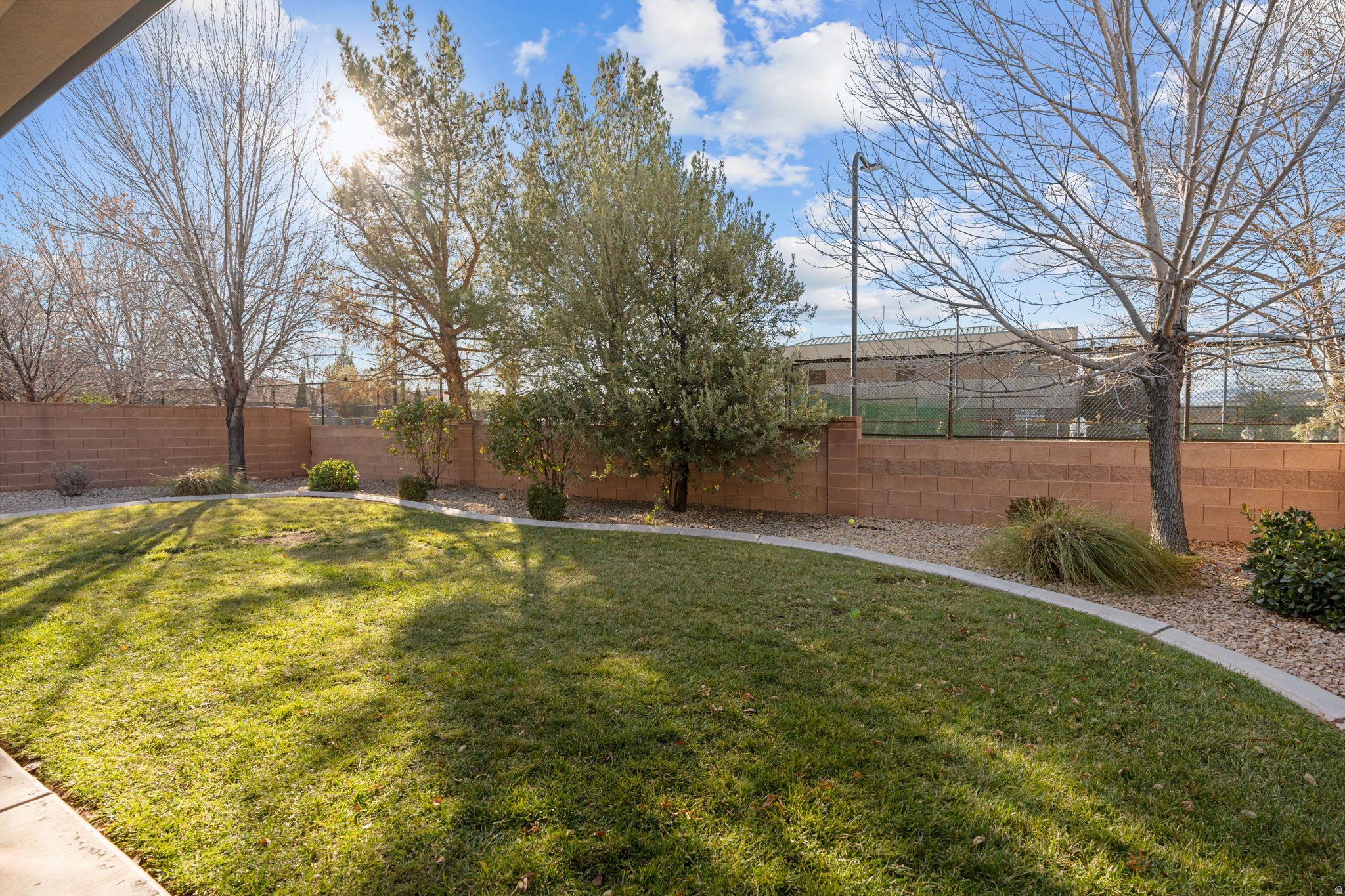 main property photo 29