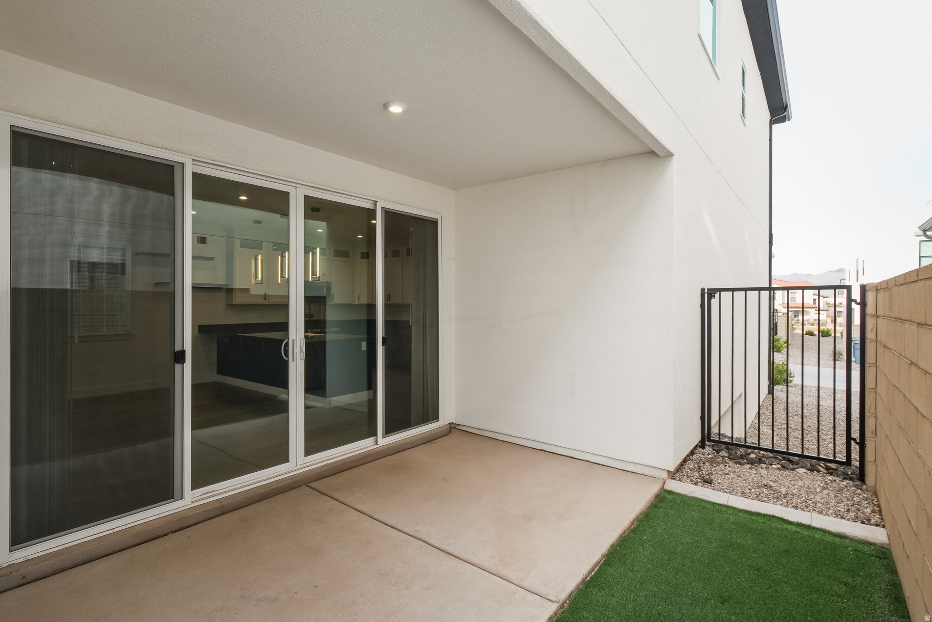 main property photo 44