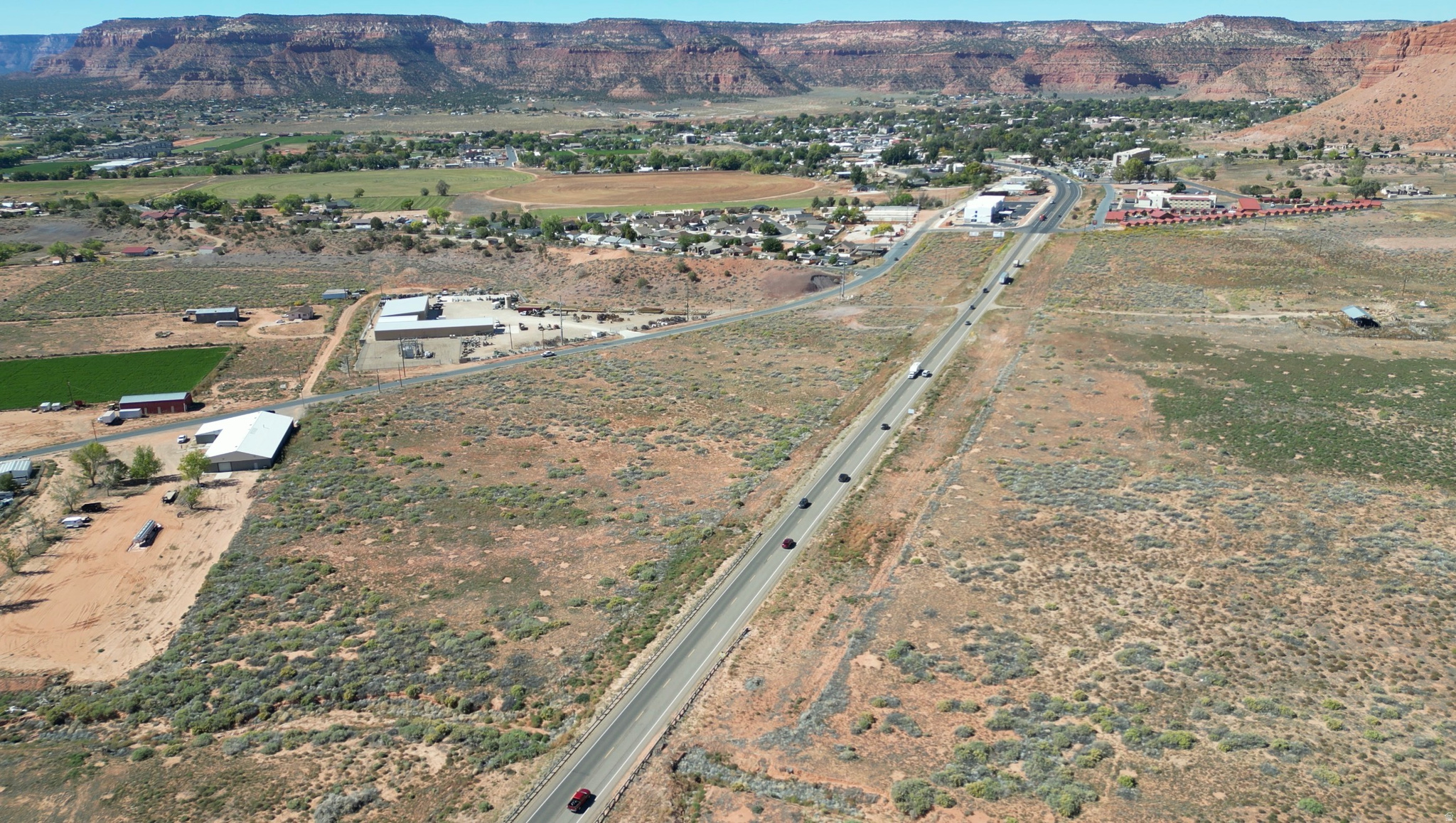 main property photo 4