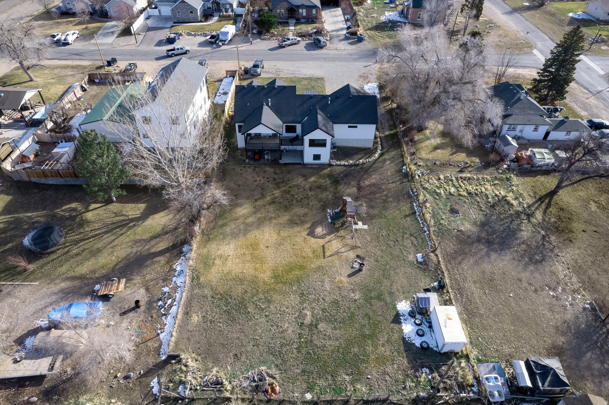 main property photo 46