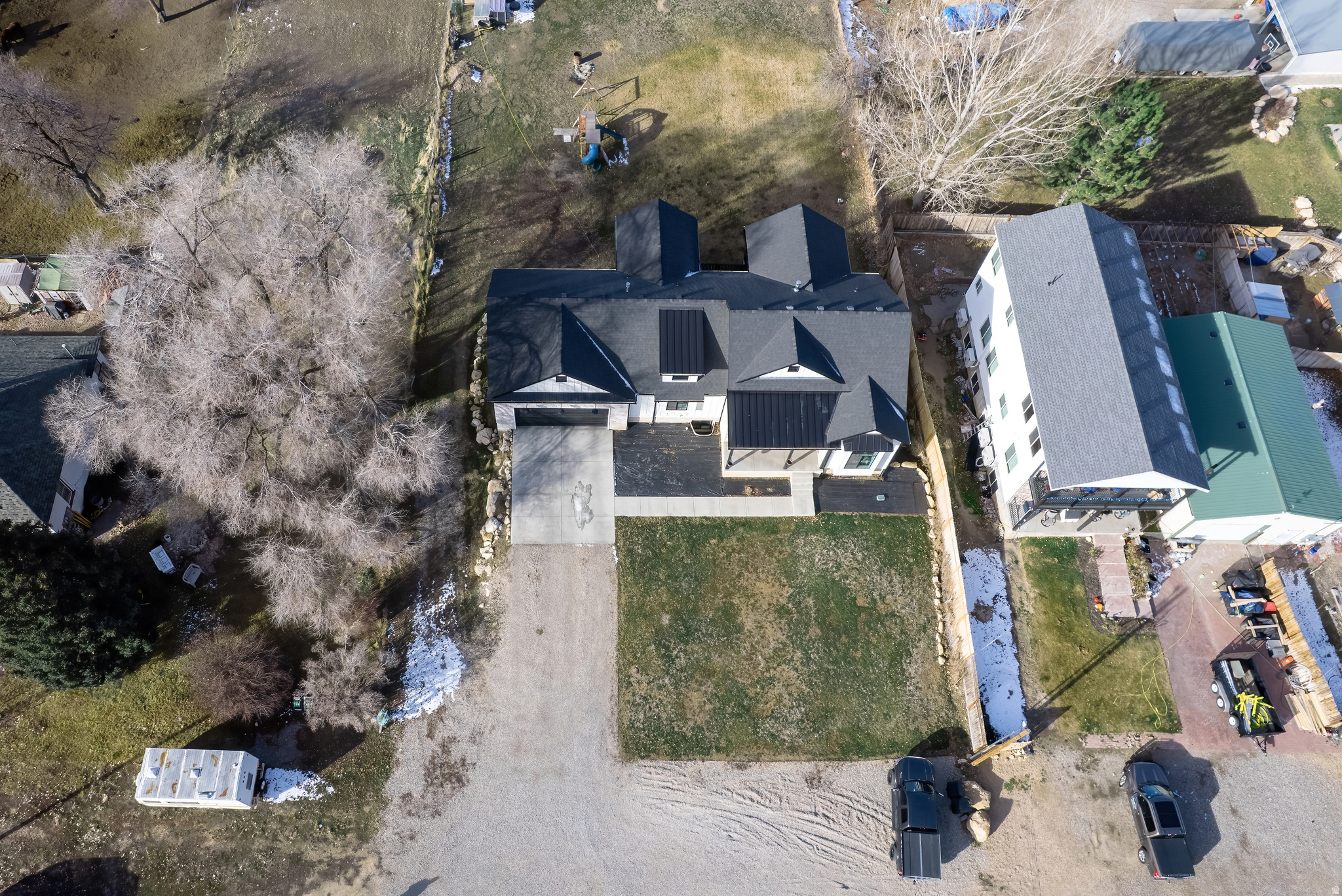 main property photo 50
