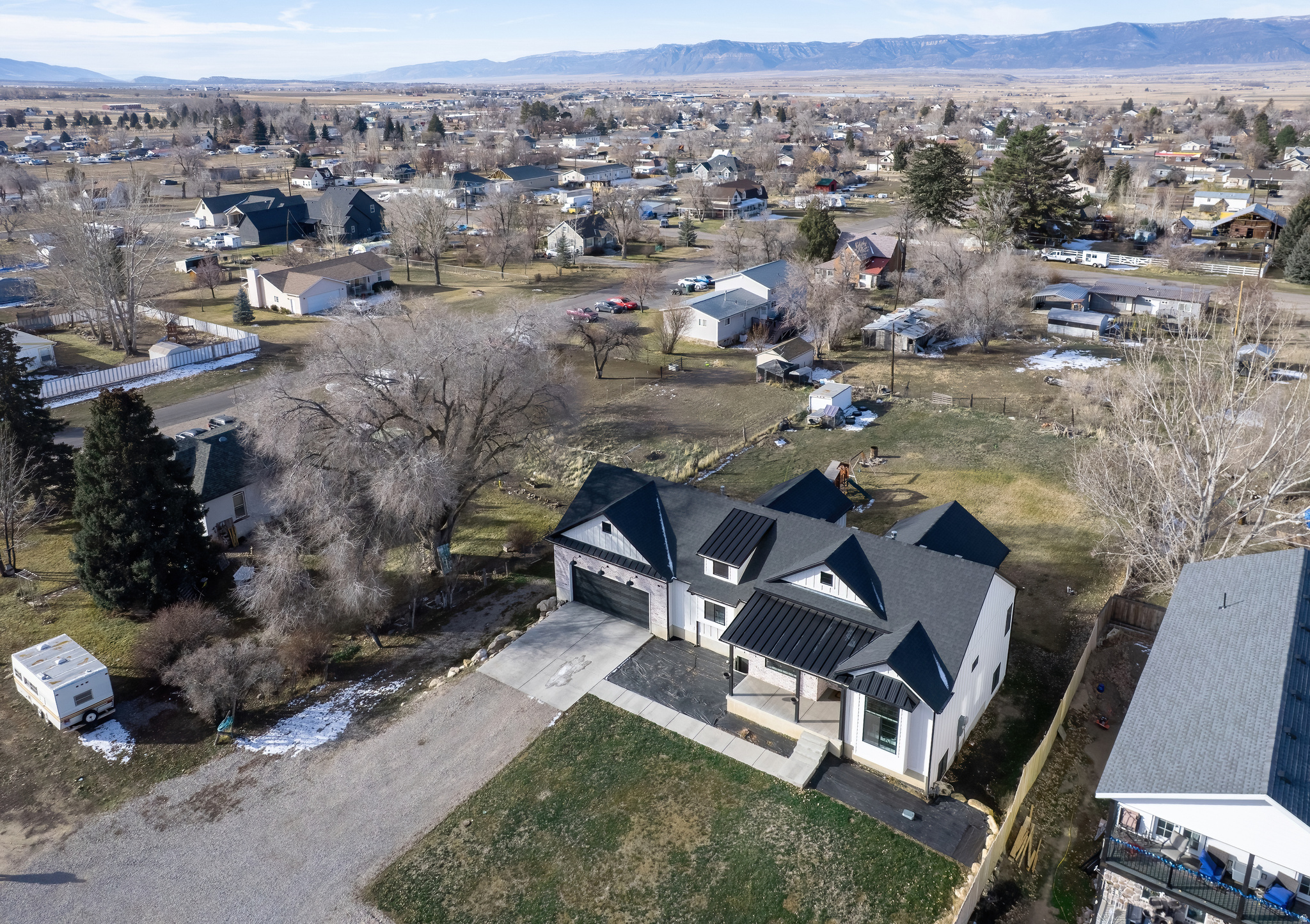 main property photo 51
