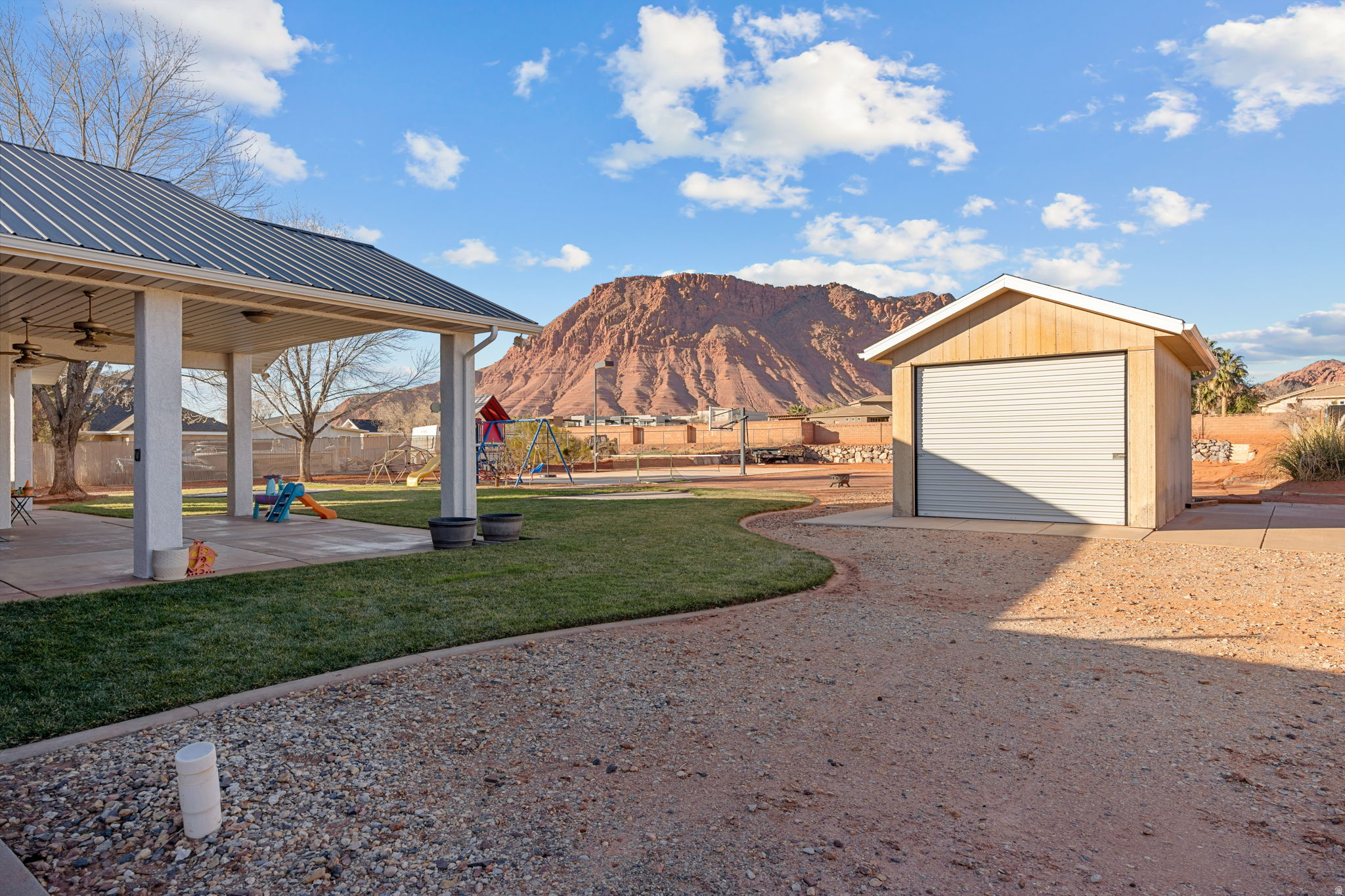 main property photo 5