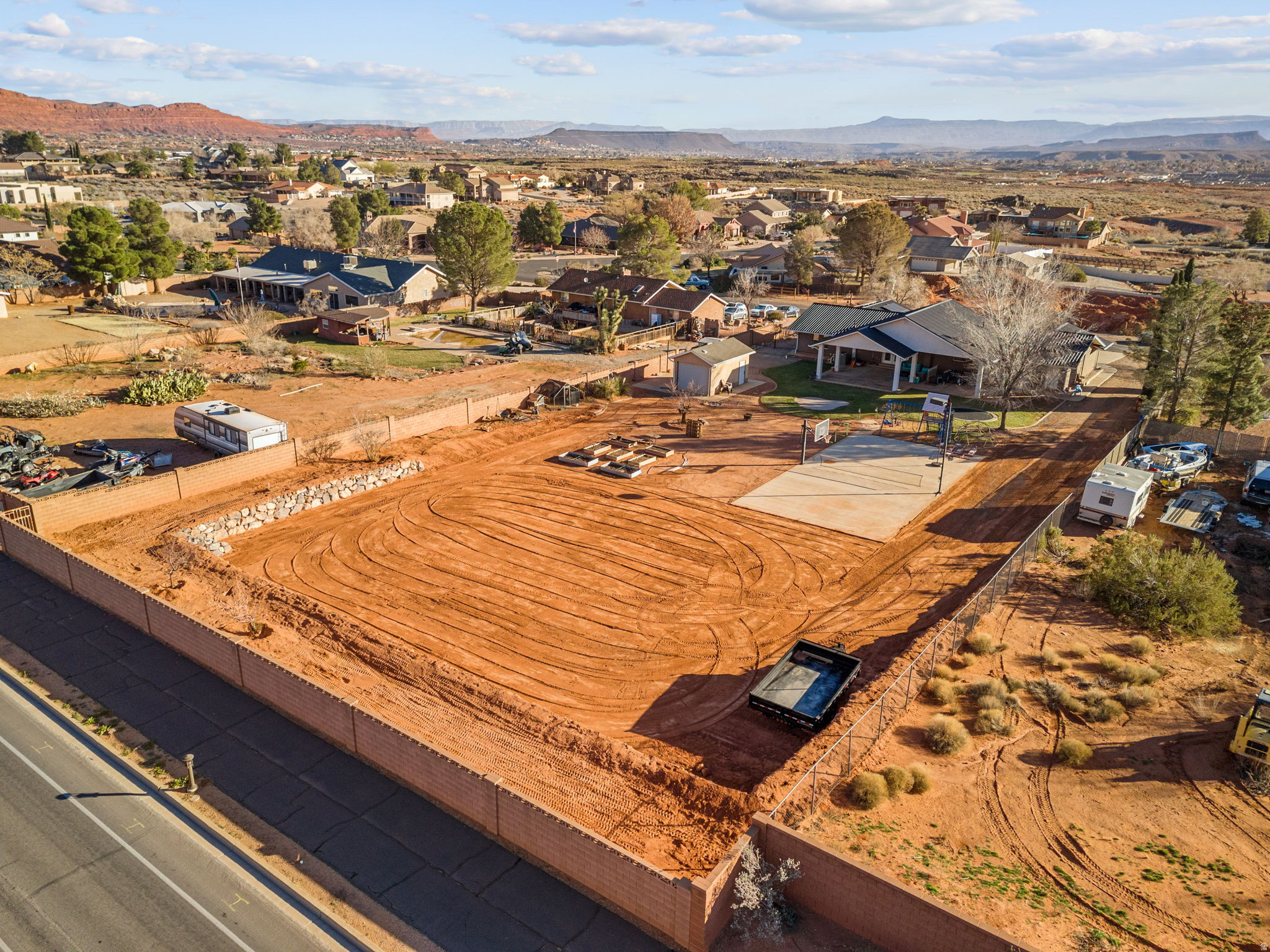 main property photo 65
