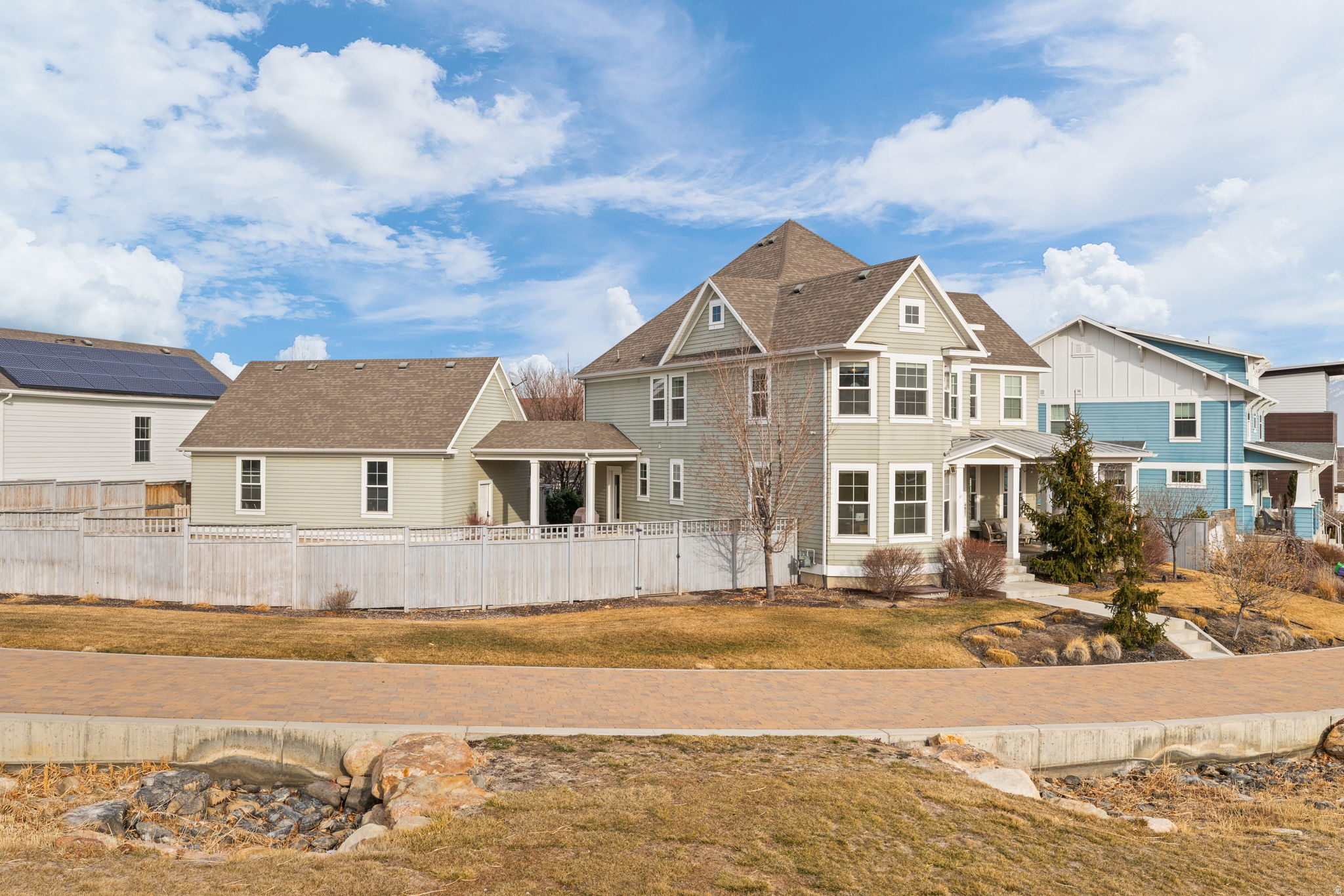 main property photo 66