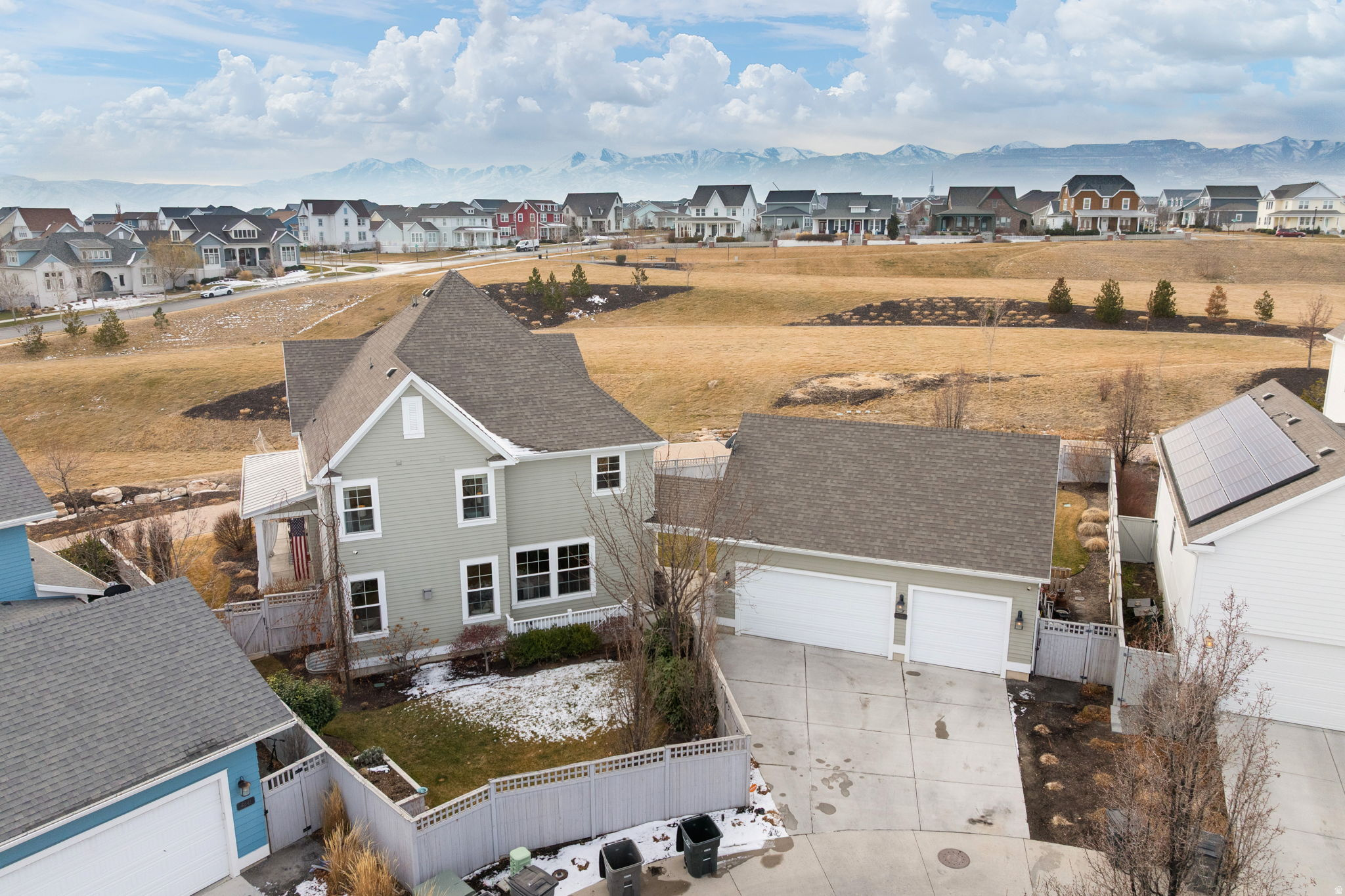 main property photo 72
