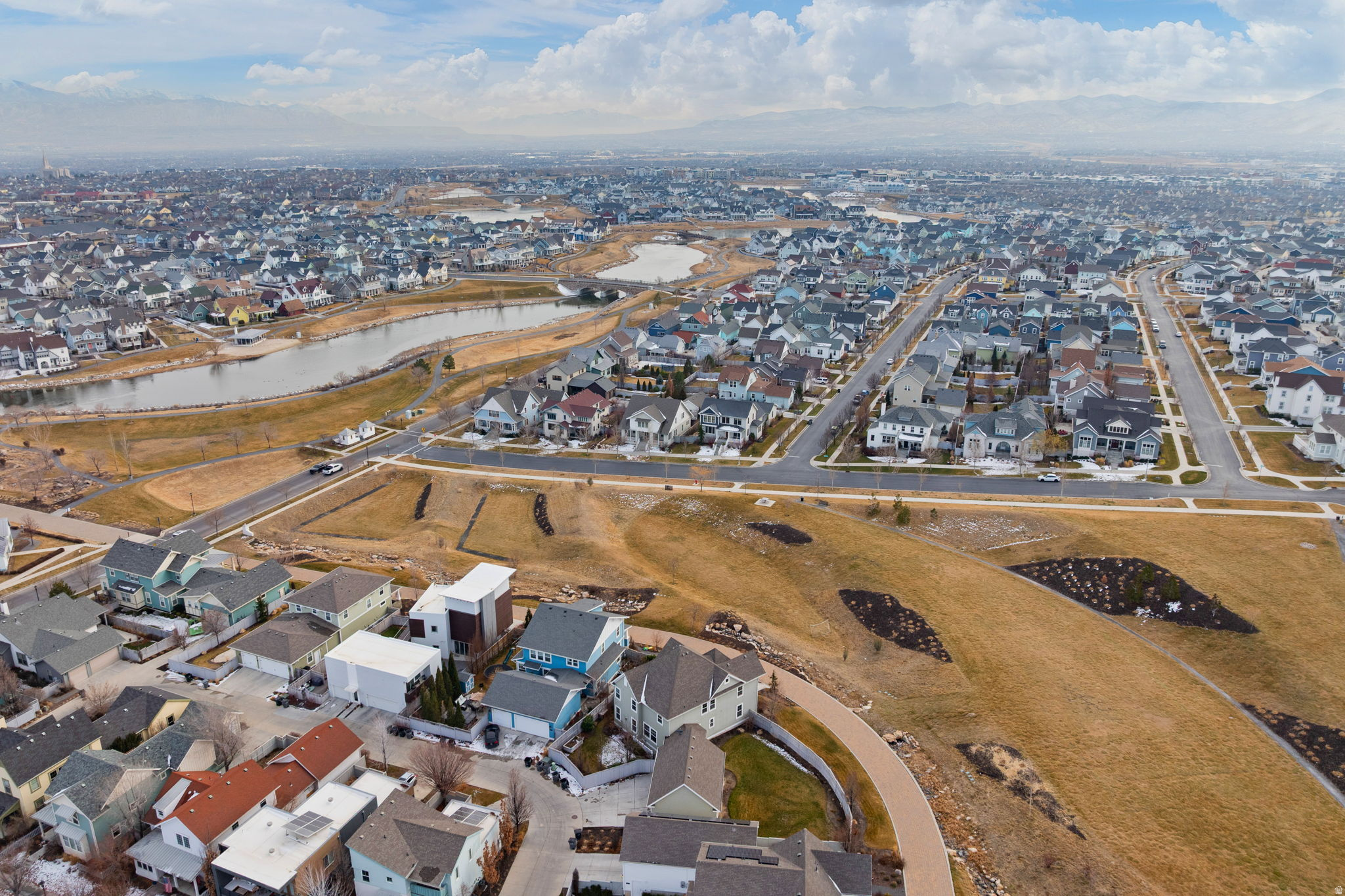 main property photo 81