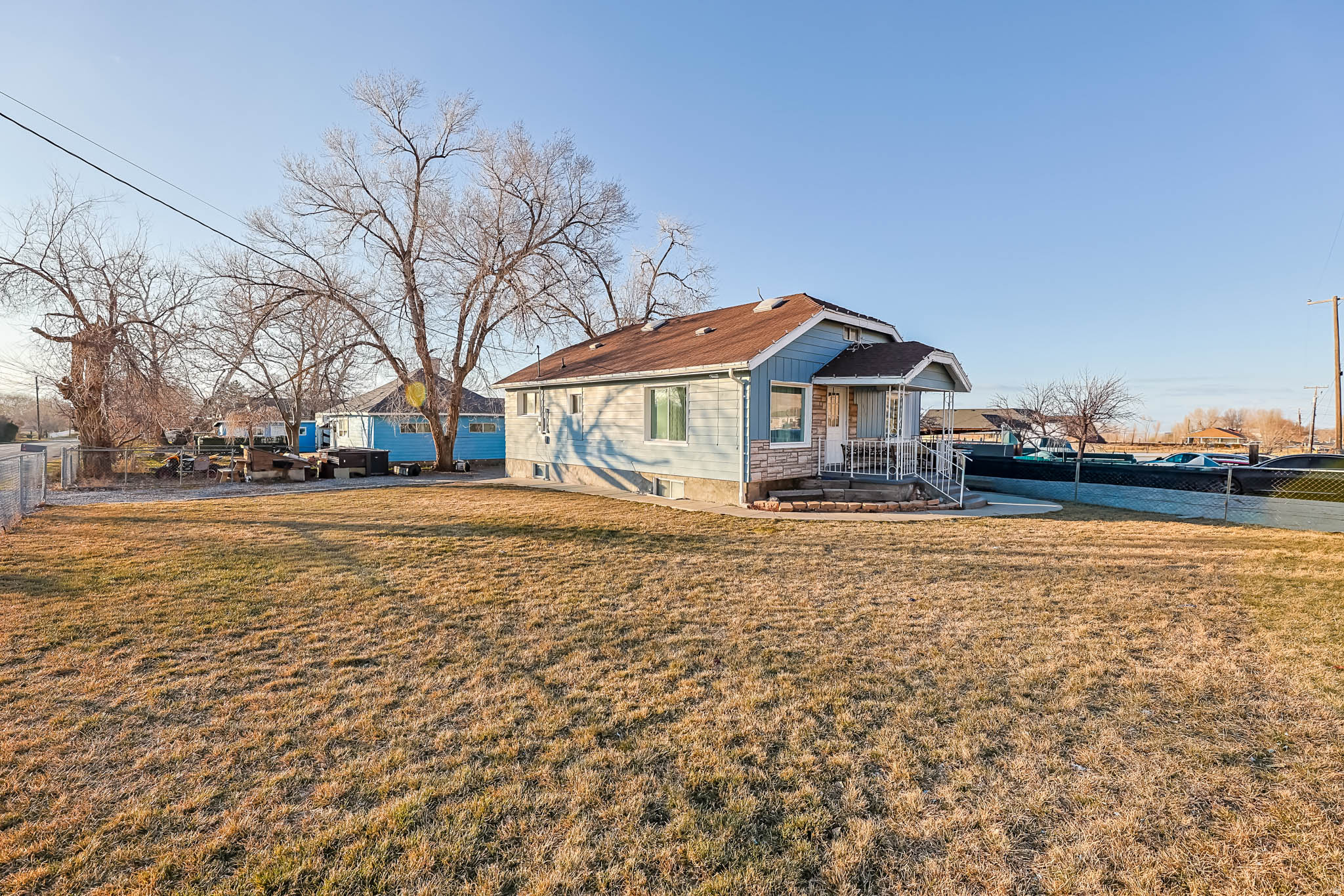 main property photo 2