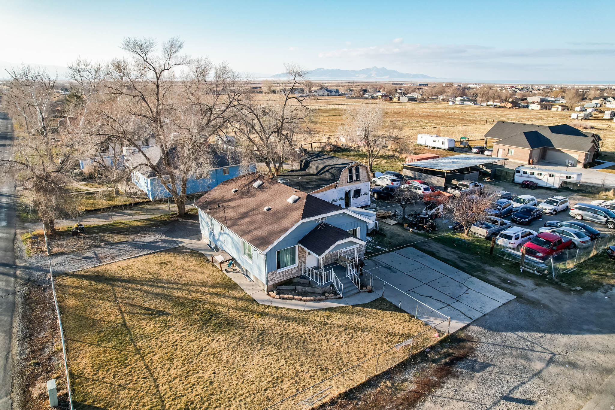 main property photo 4