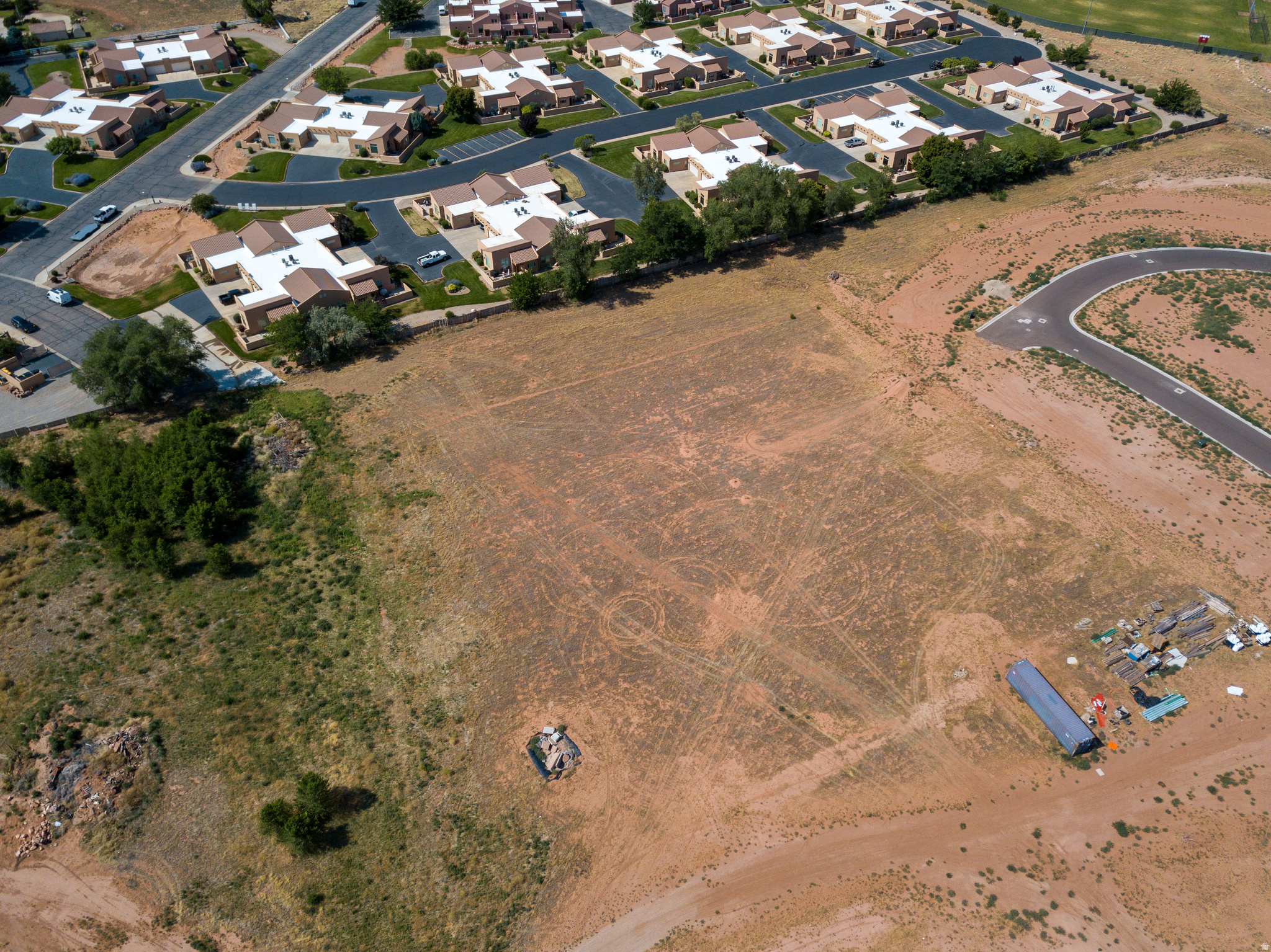 main property photo 14