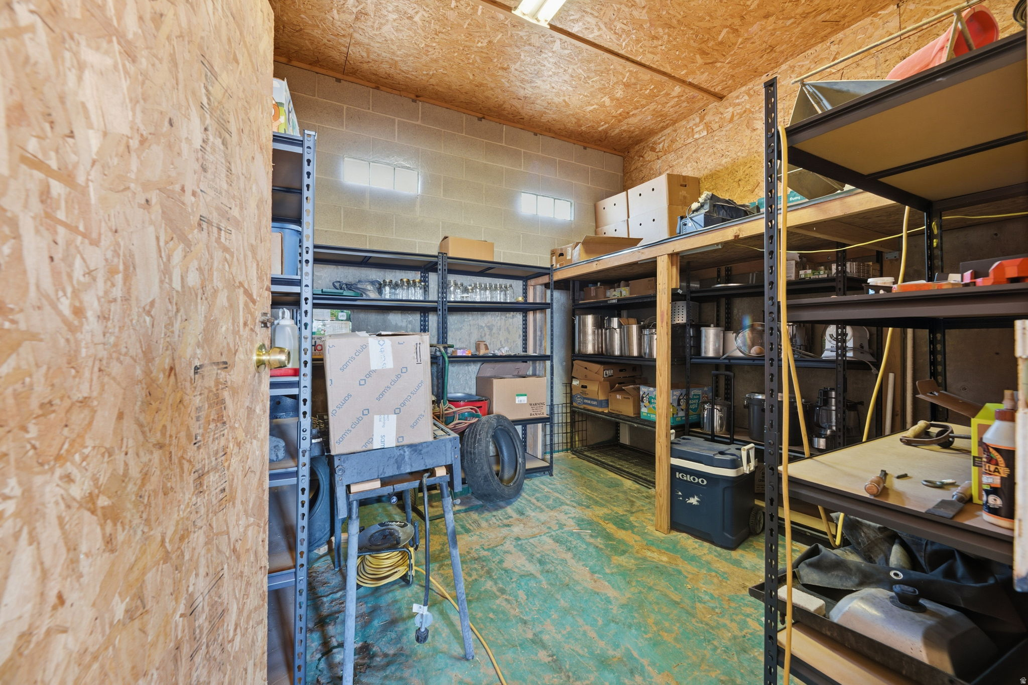 main property photo 20