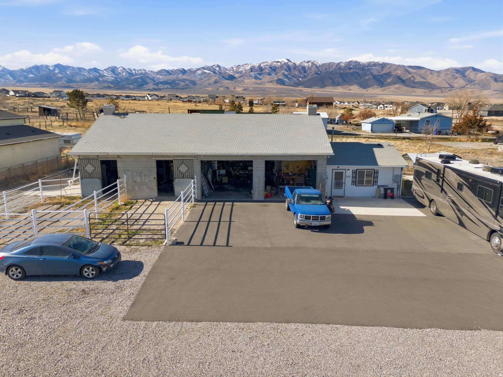 main property photo 5