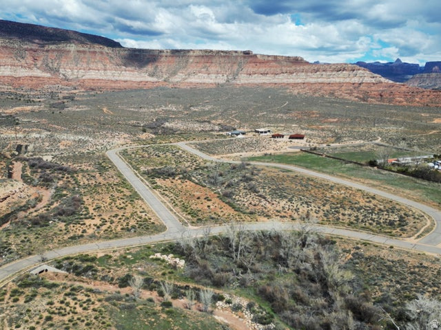 main property photo 19