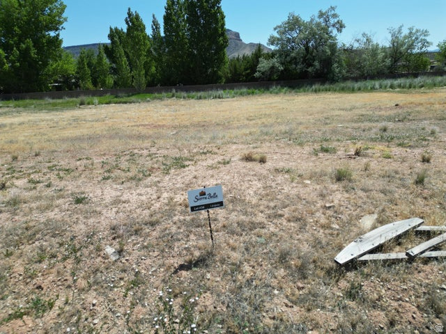 main property photo 24