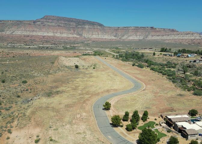 main property photo 17