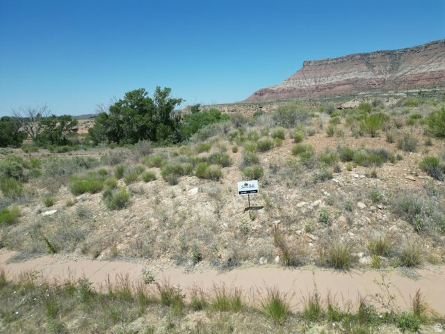 main property photo 18