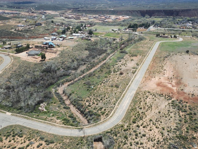 main property photo 22