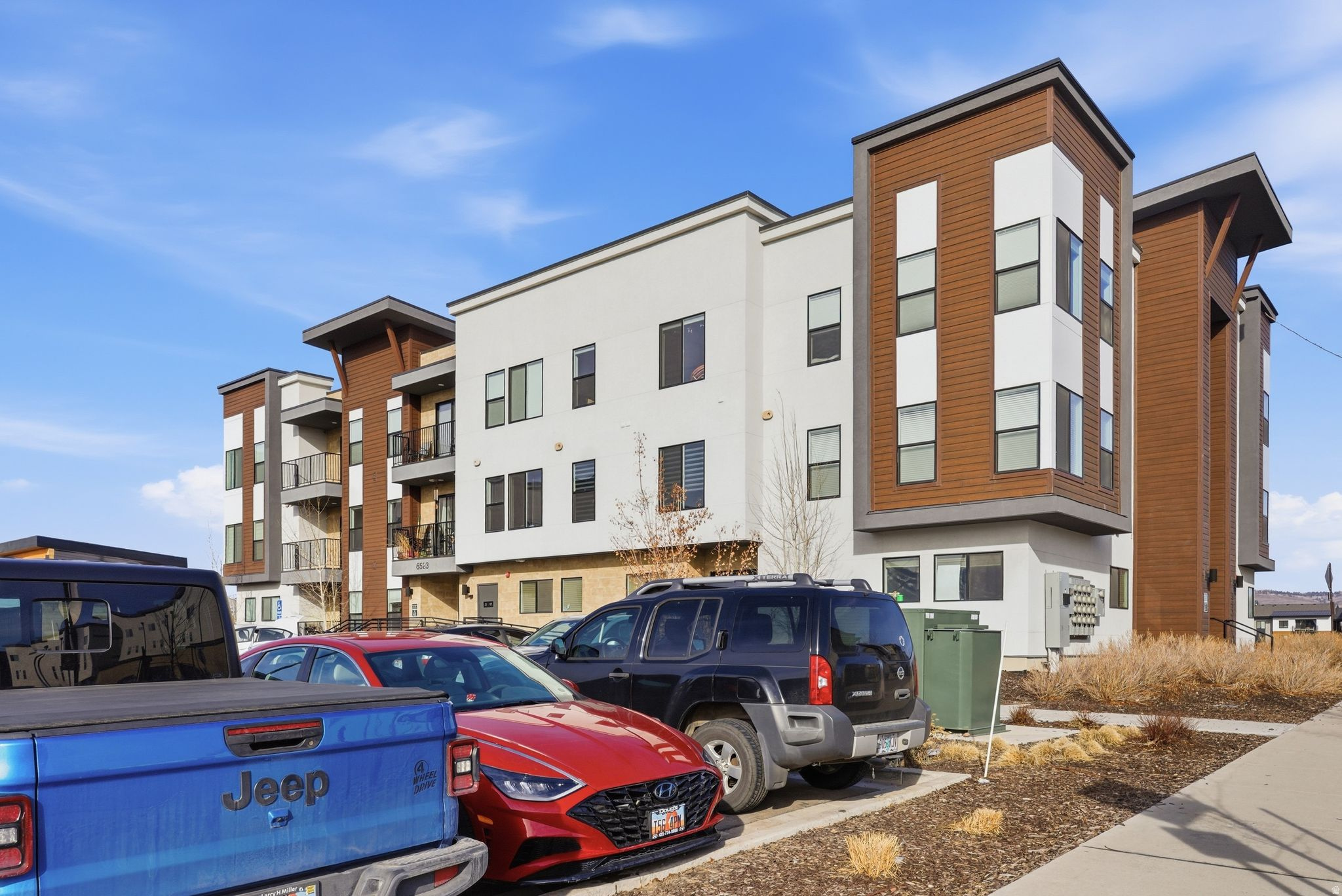 main property photo 15