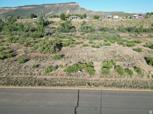 main property photo 18