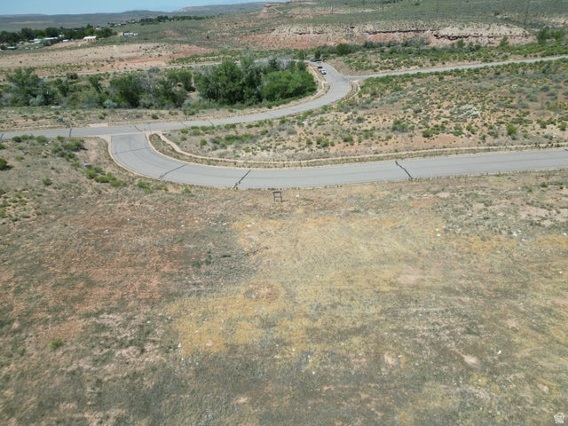 main property photo 8
