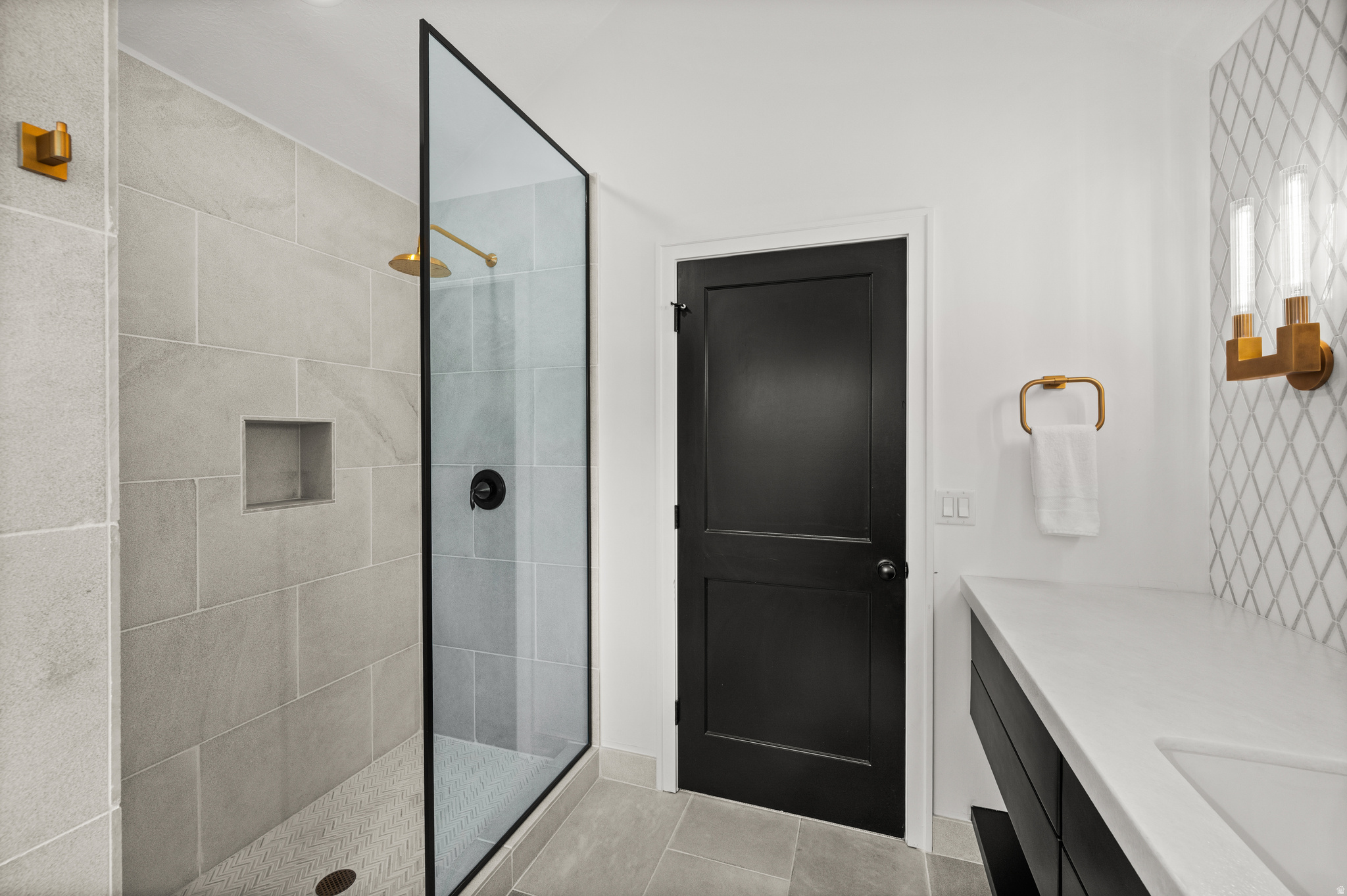 main property photo 87