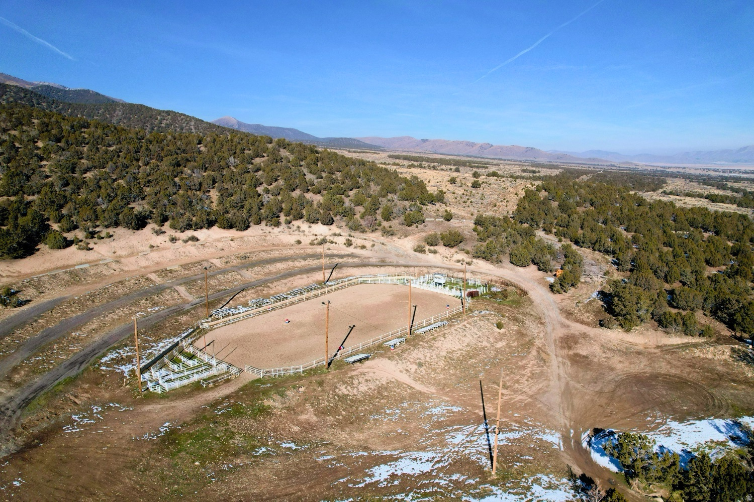 main property photo 11