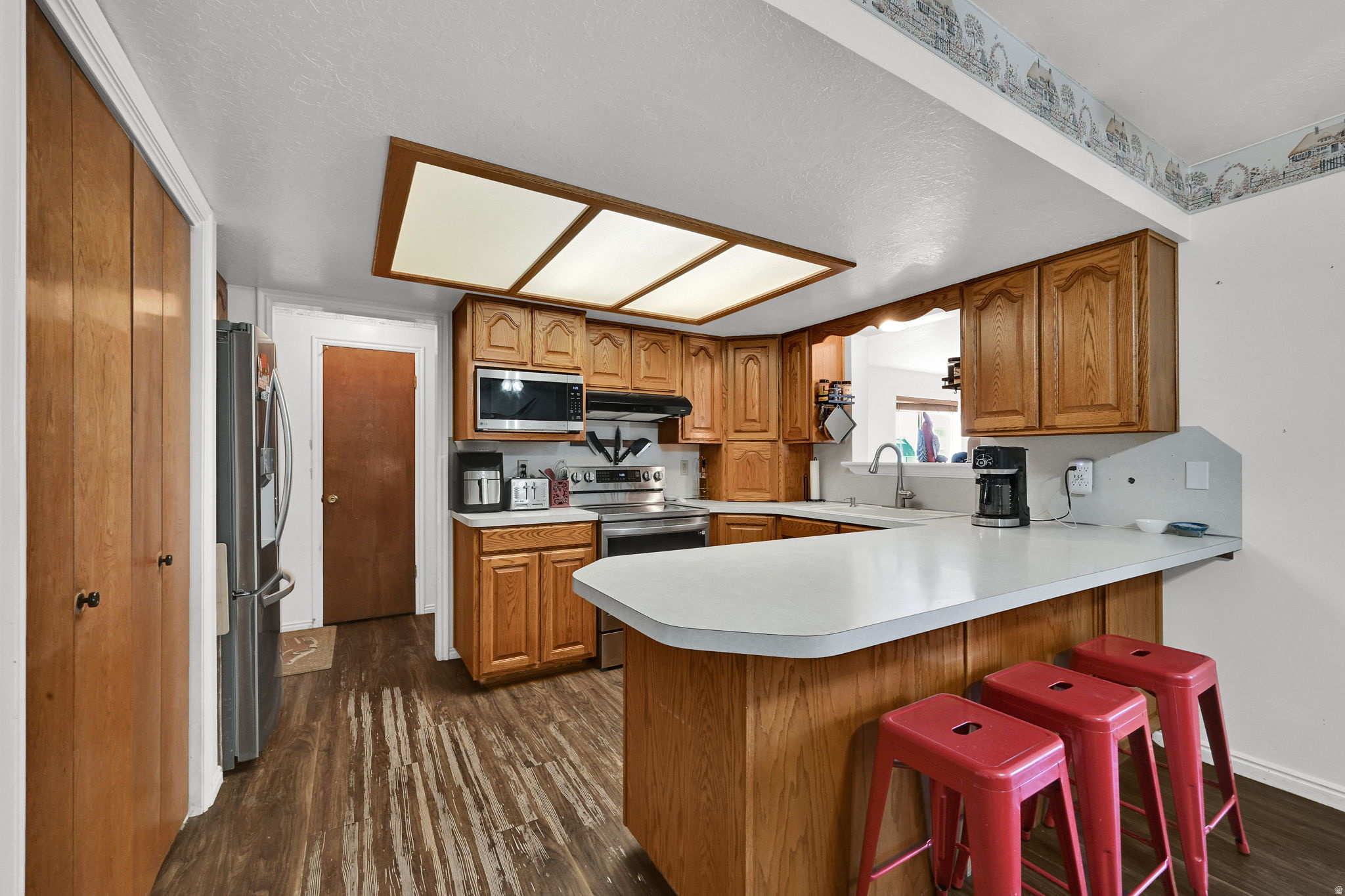 main property photo 8