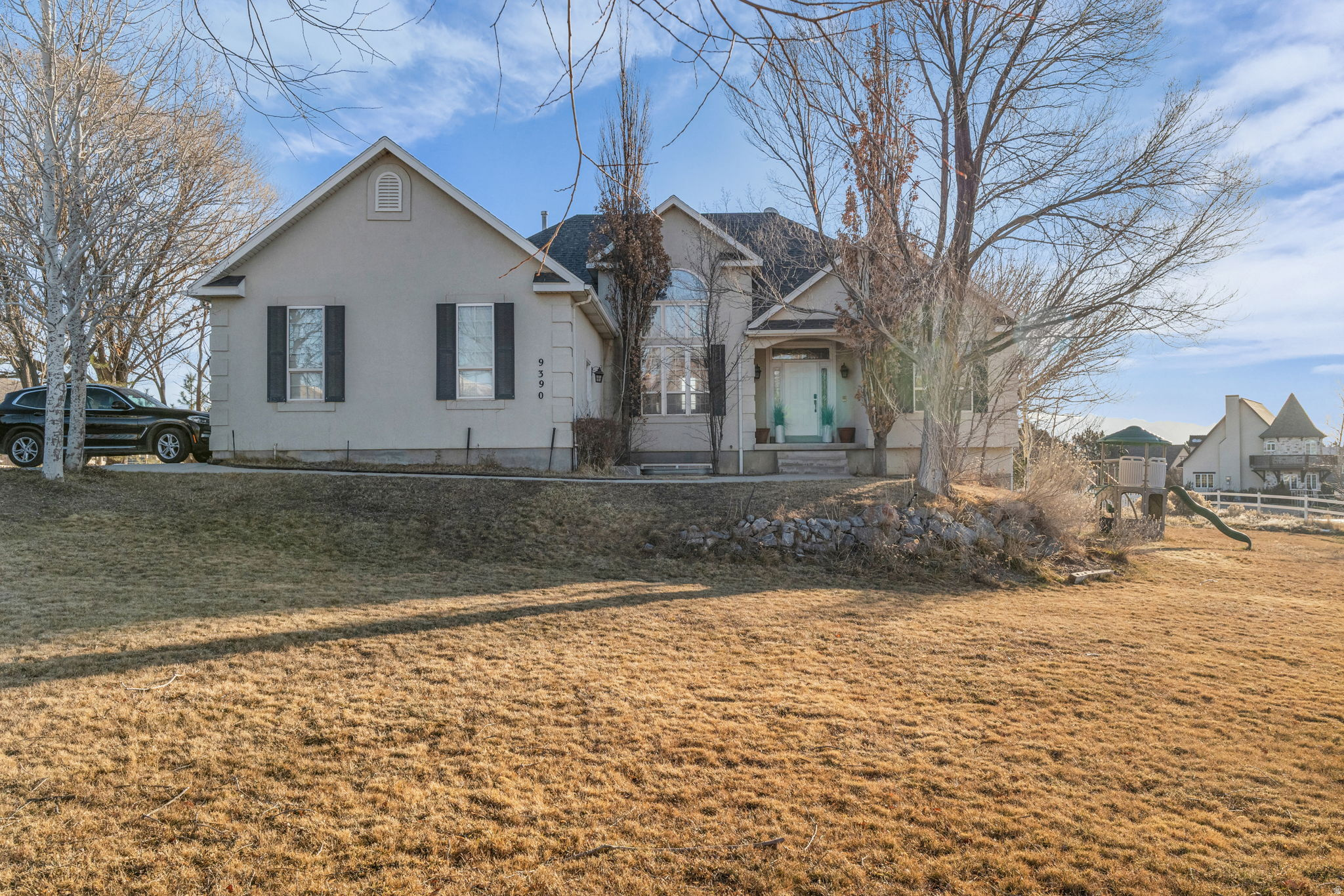 main property photo 32