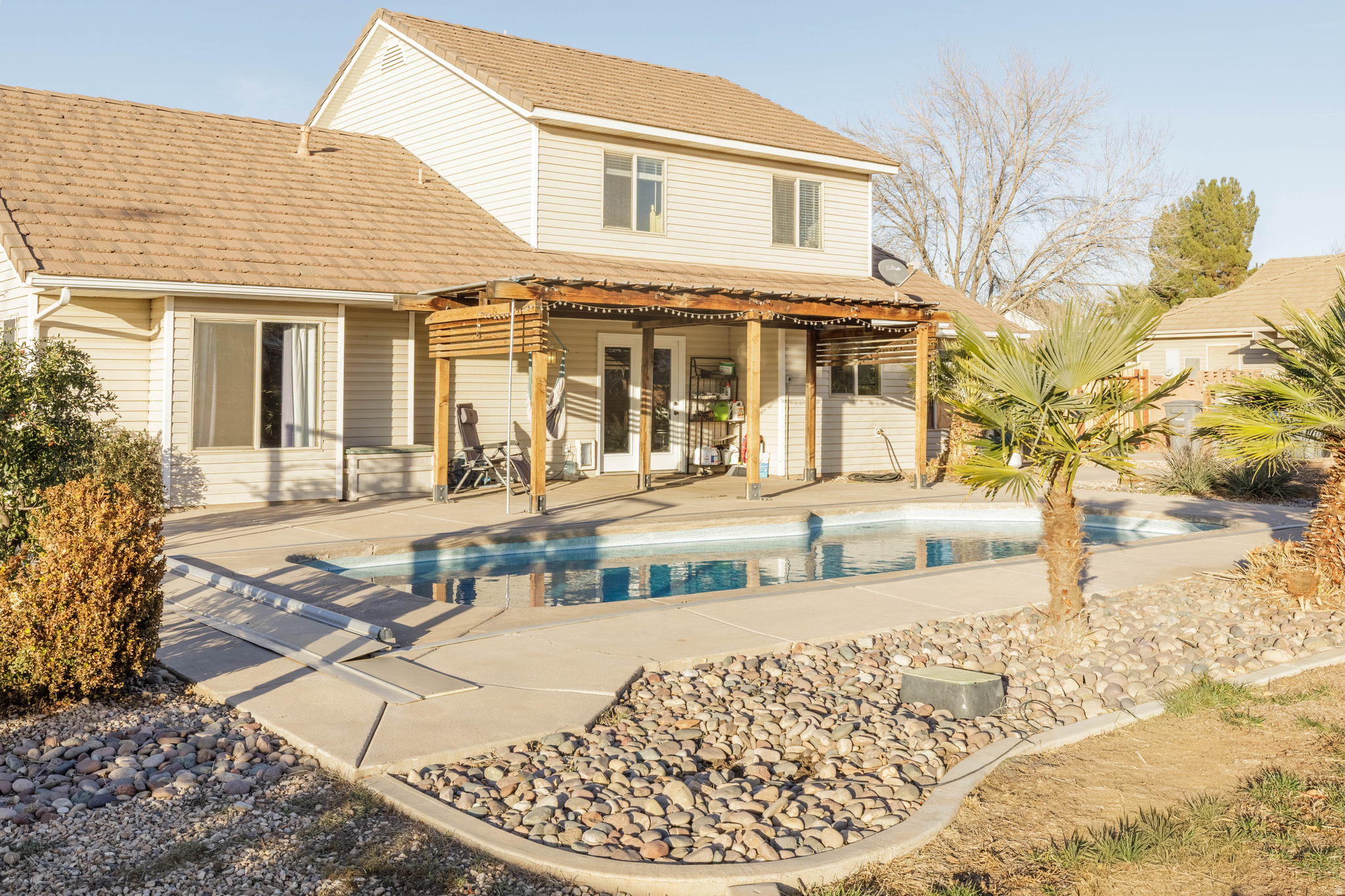 main property photo 31