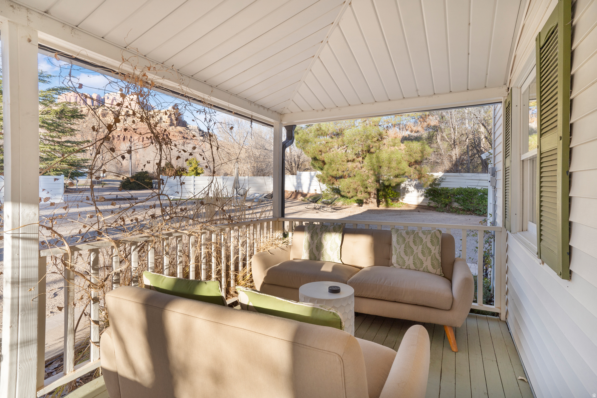 main property photo 51