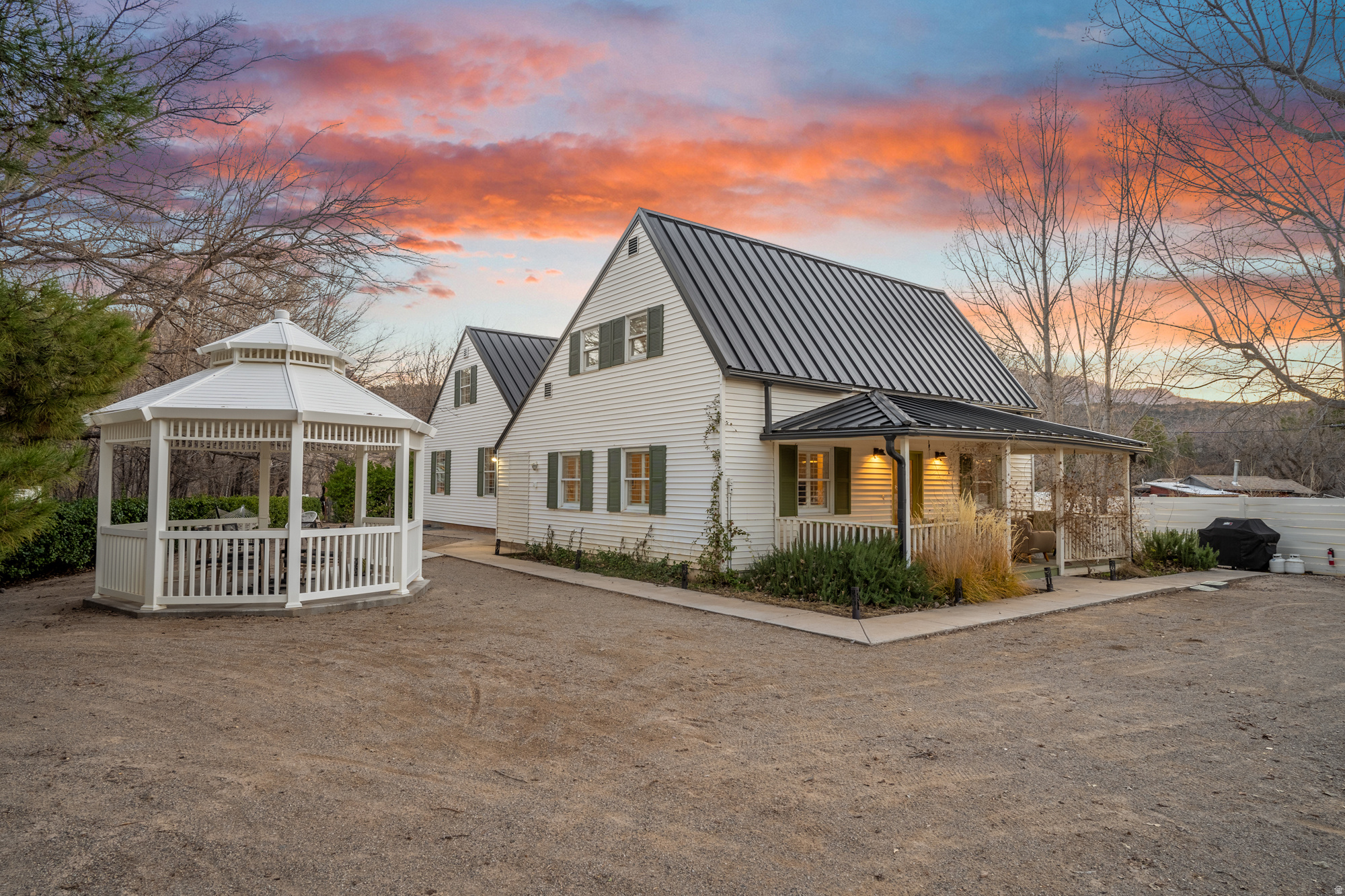 main property photo 59
