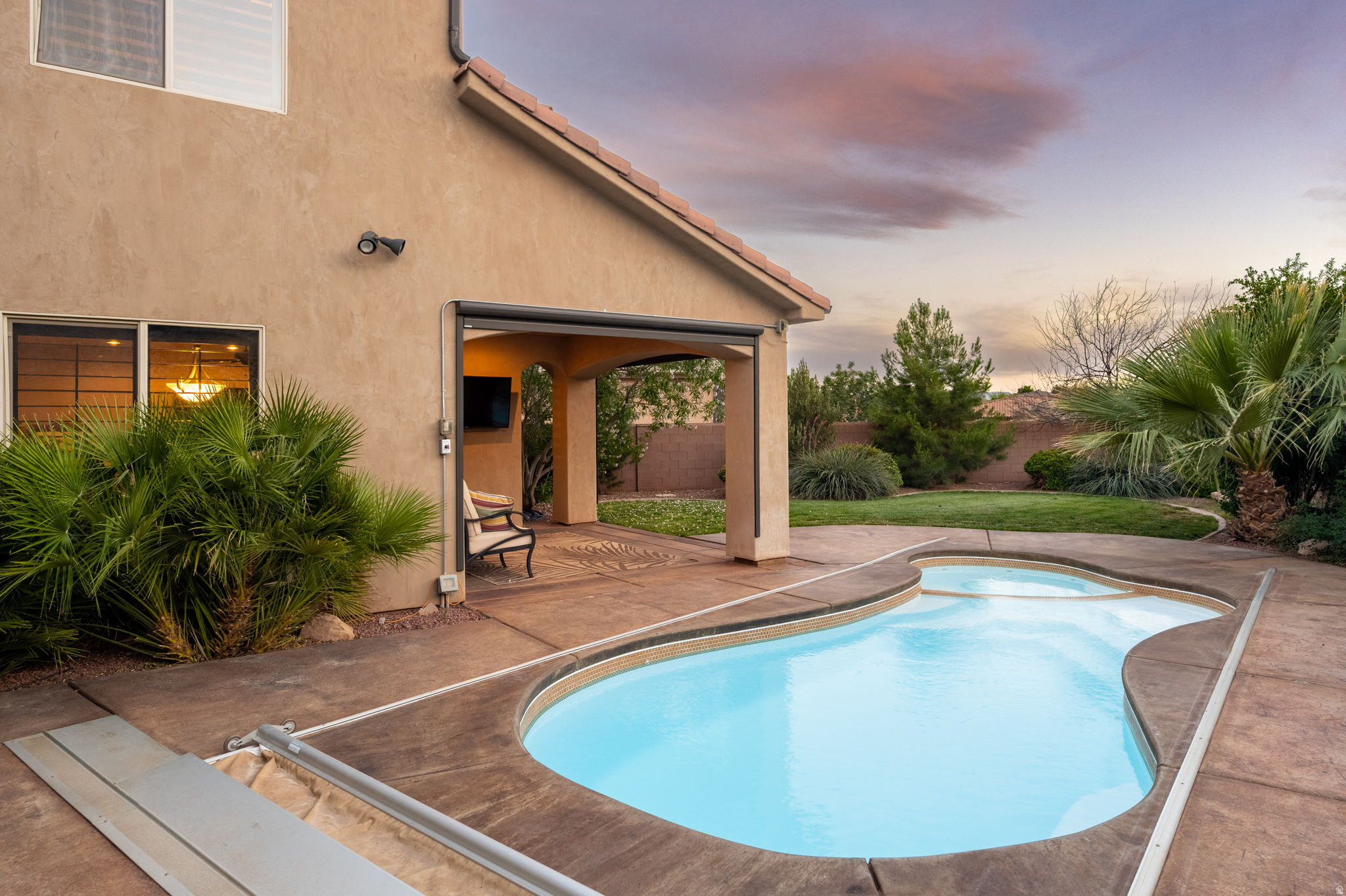 main property photo 46