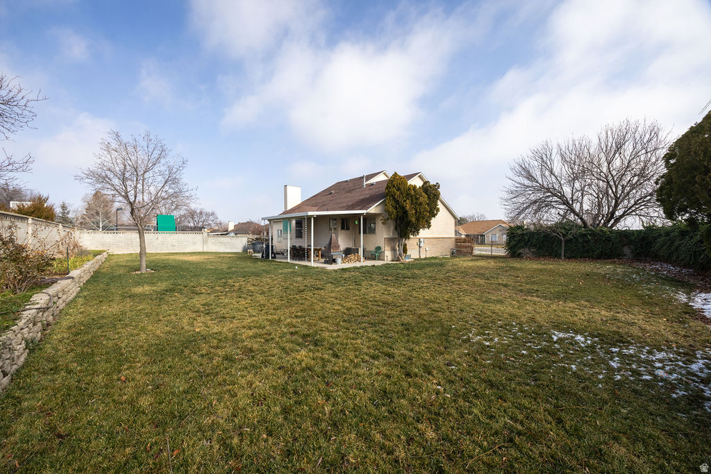 main property photo 30