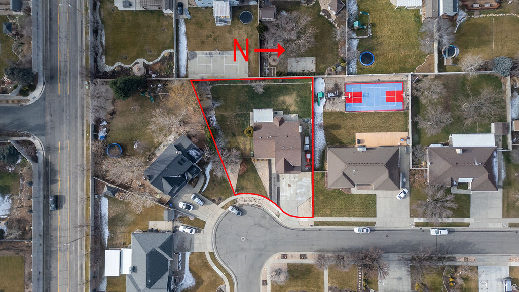main property photo 32