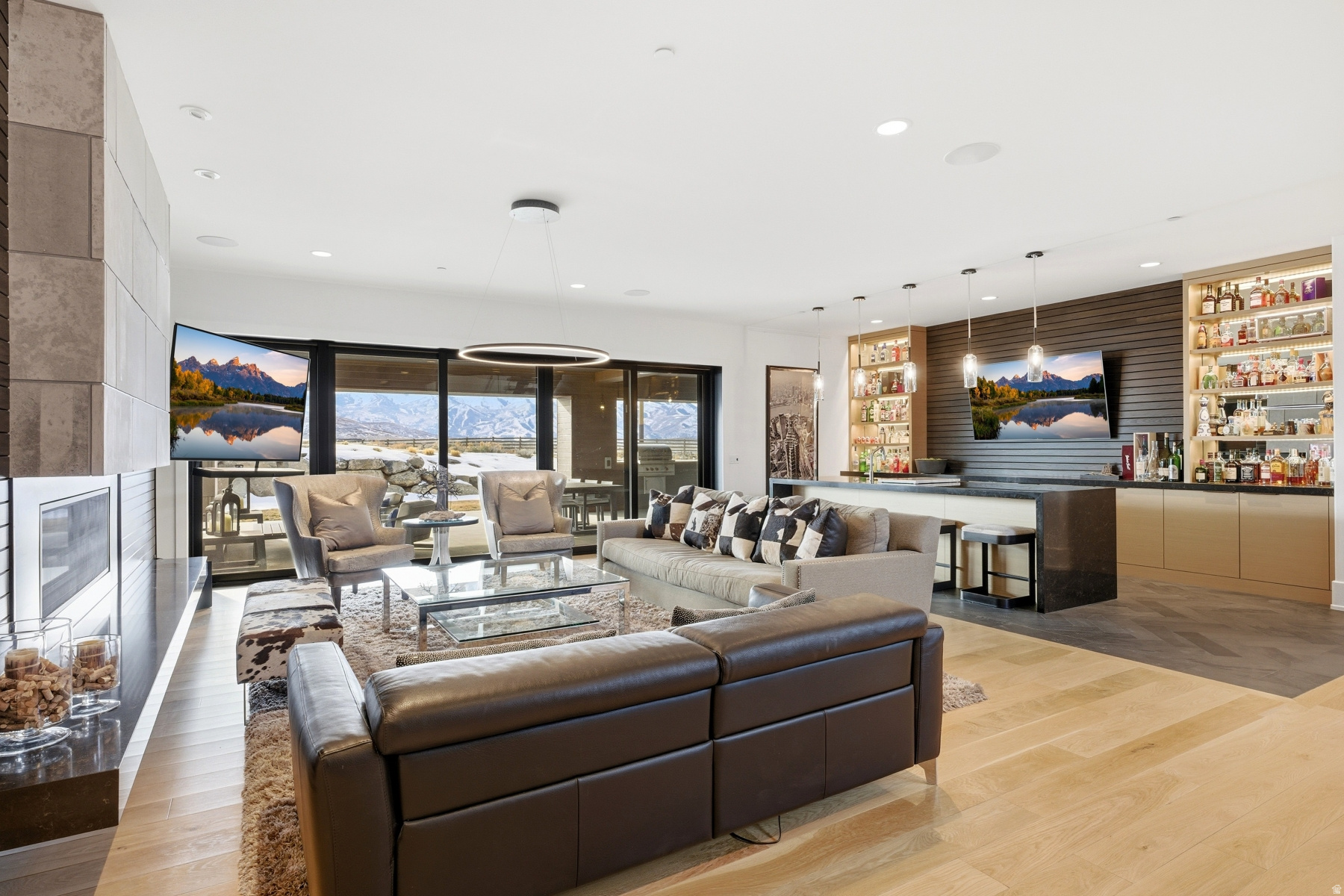 main property photo 64