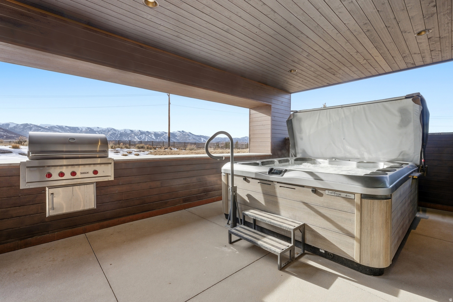 main property photo 98