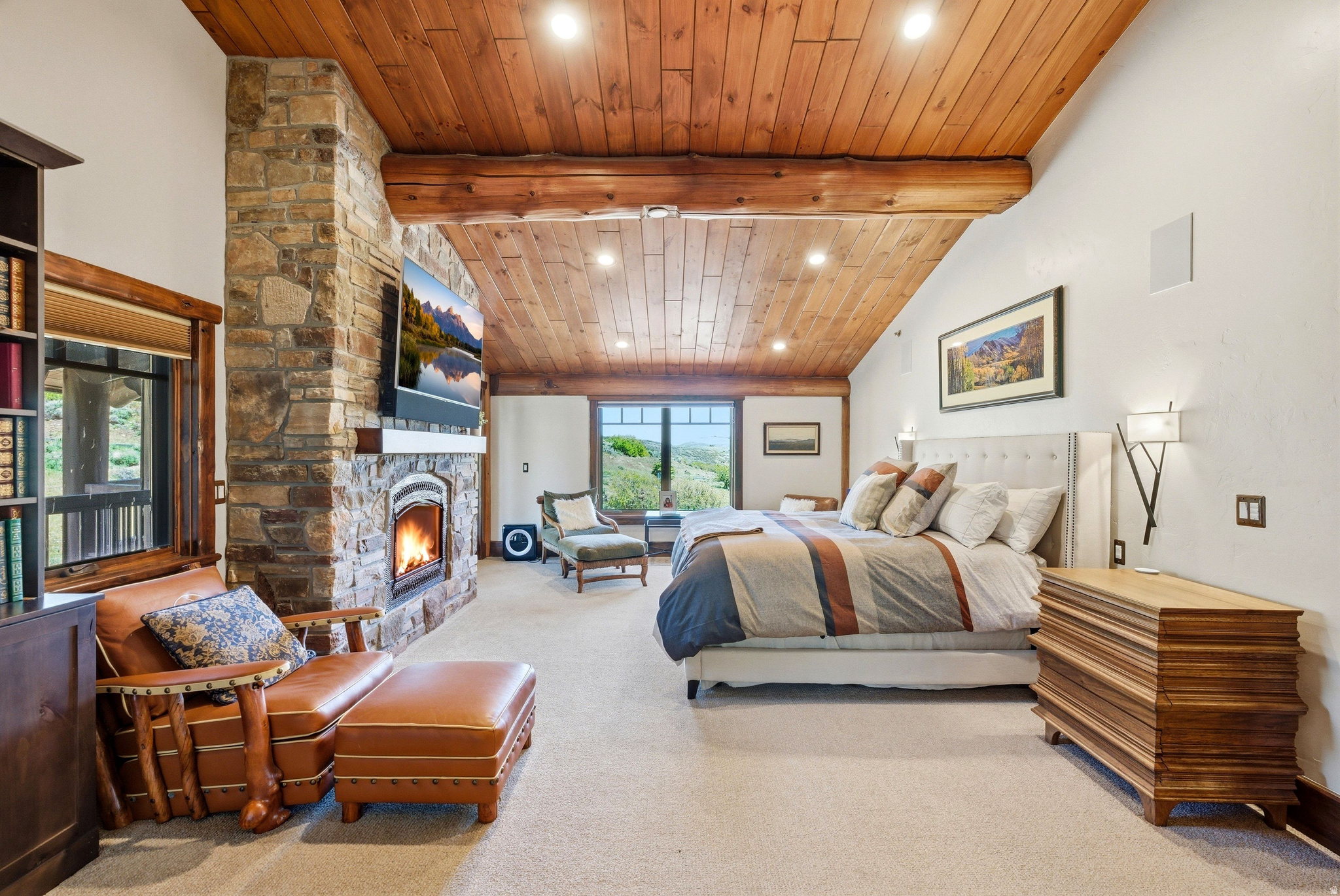 main property photo 35