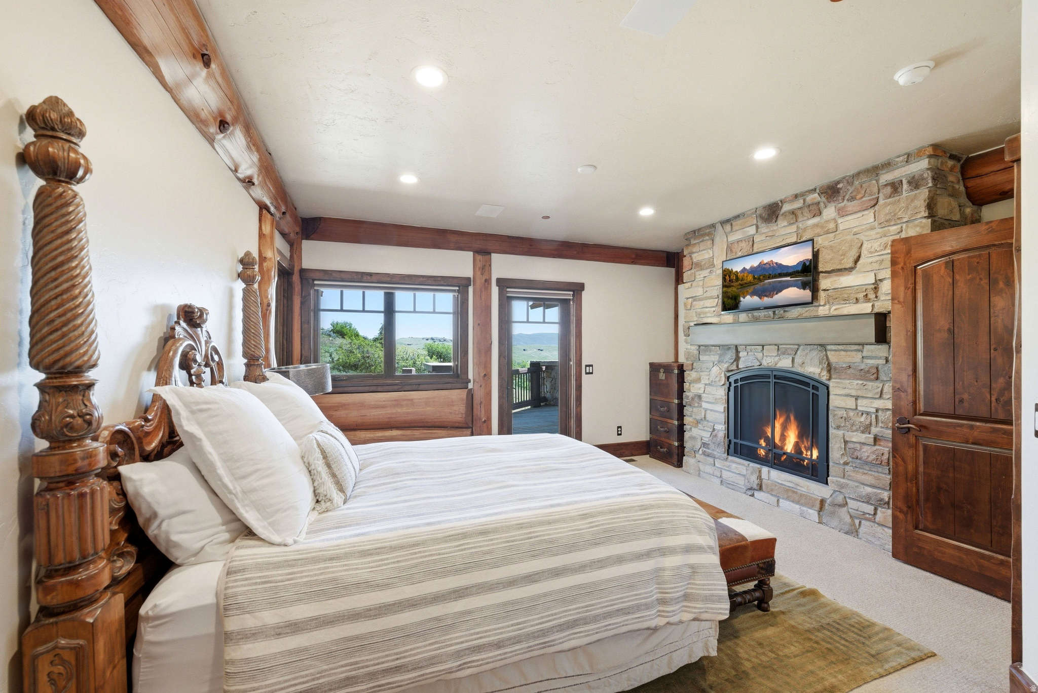 main property photo 44